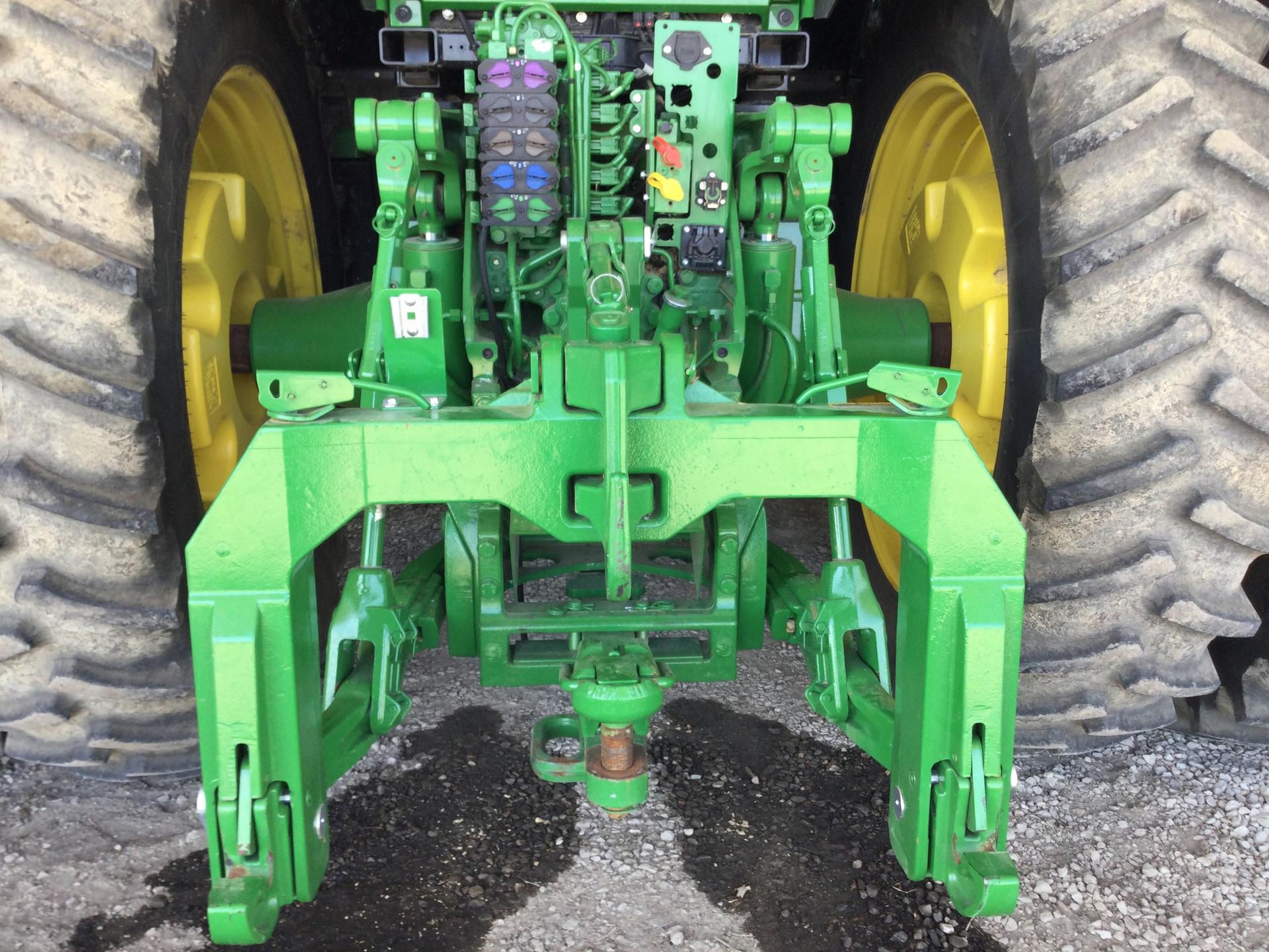 2024 John Deere 8R 340 Image