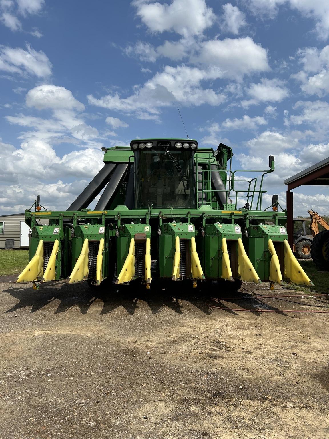 2006 John Deere 9996 Image