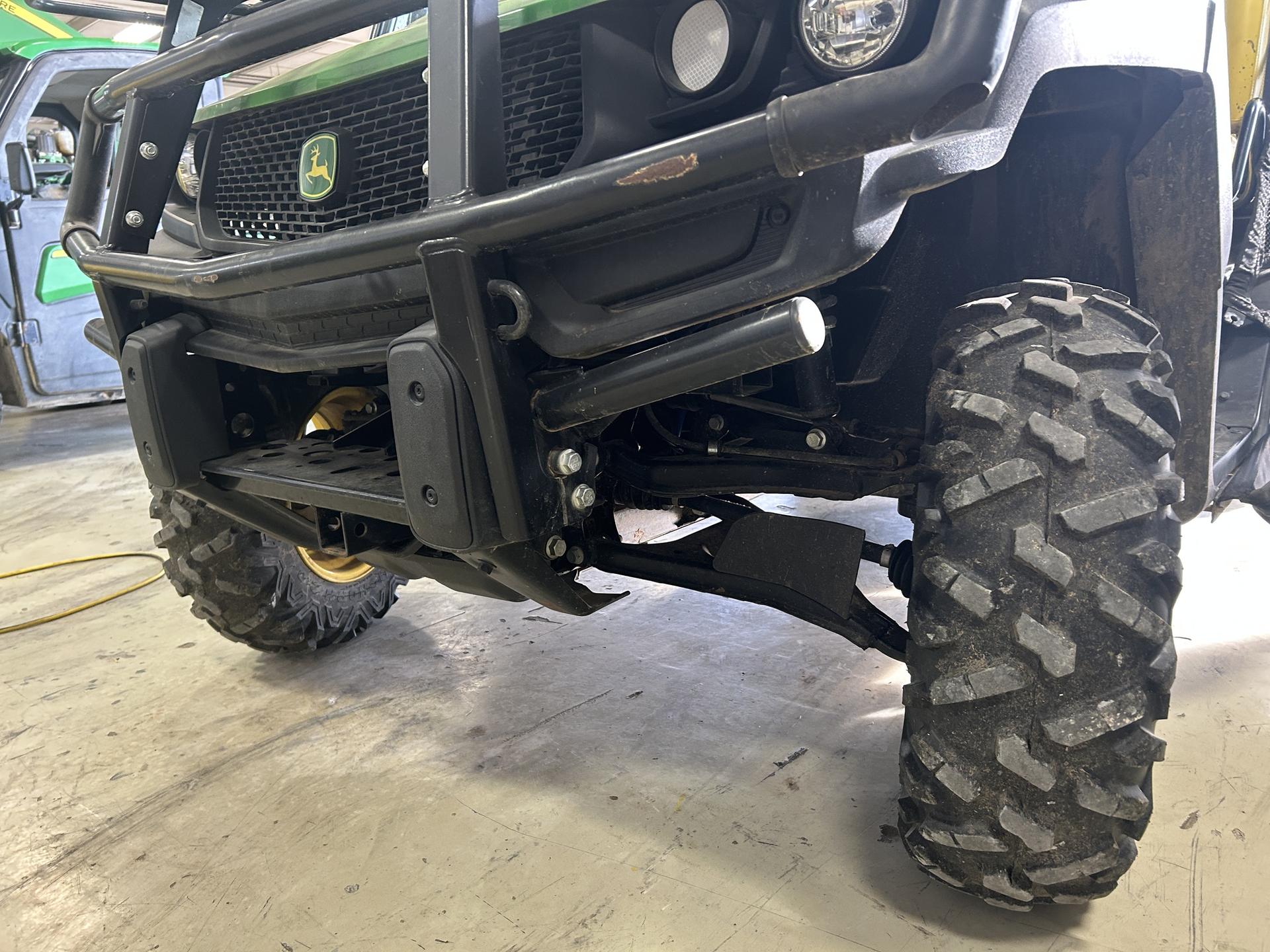 2018 John Deere XUV 835M Image
