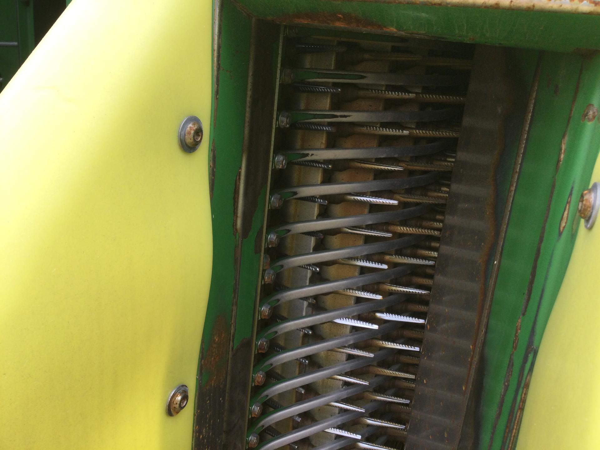 2018 John Deere CP690 Image