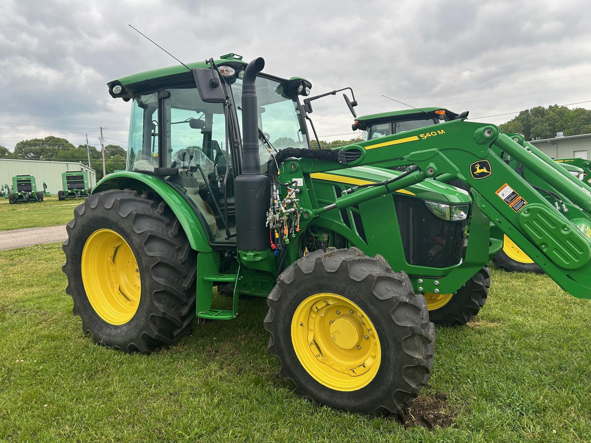2023 John Deere 5120M Image