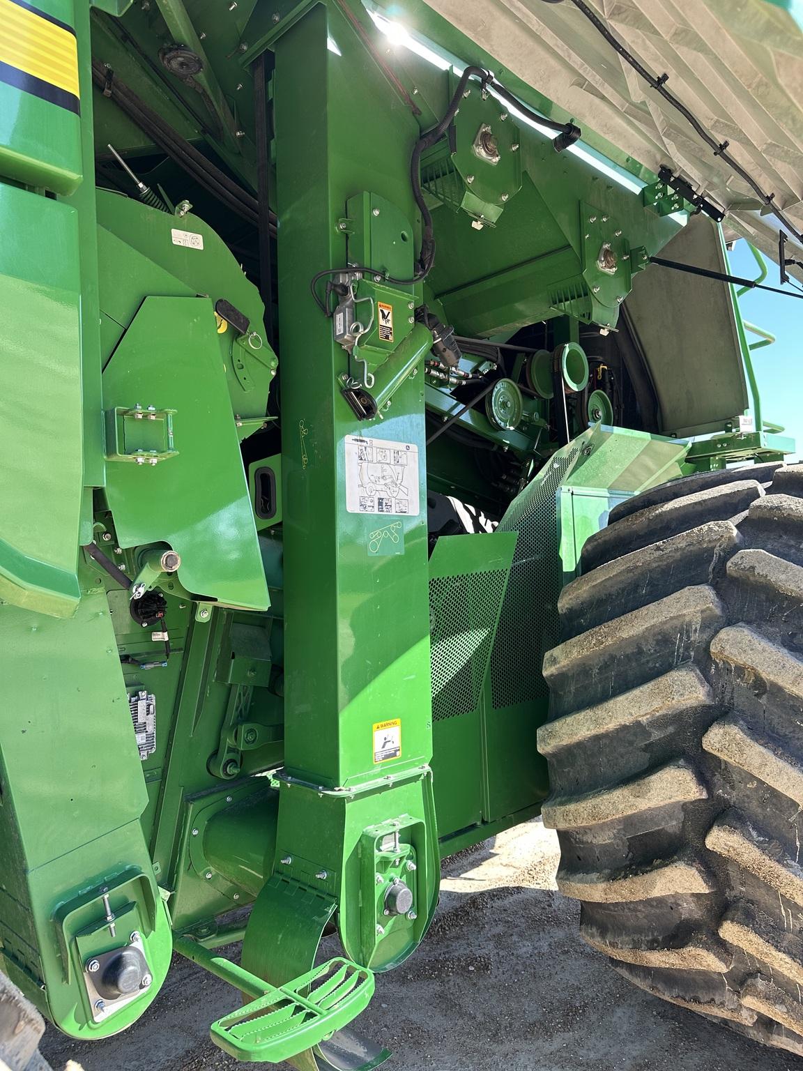 2023 John Deere S790 Image