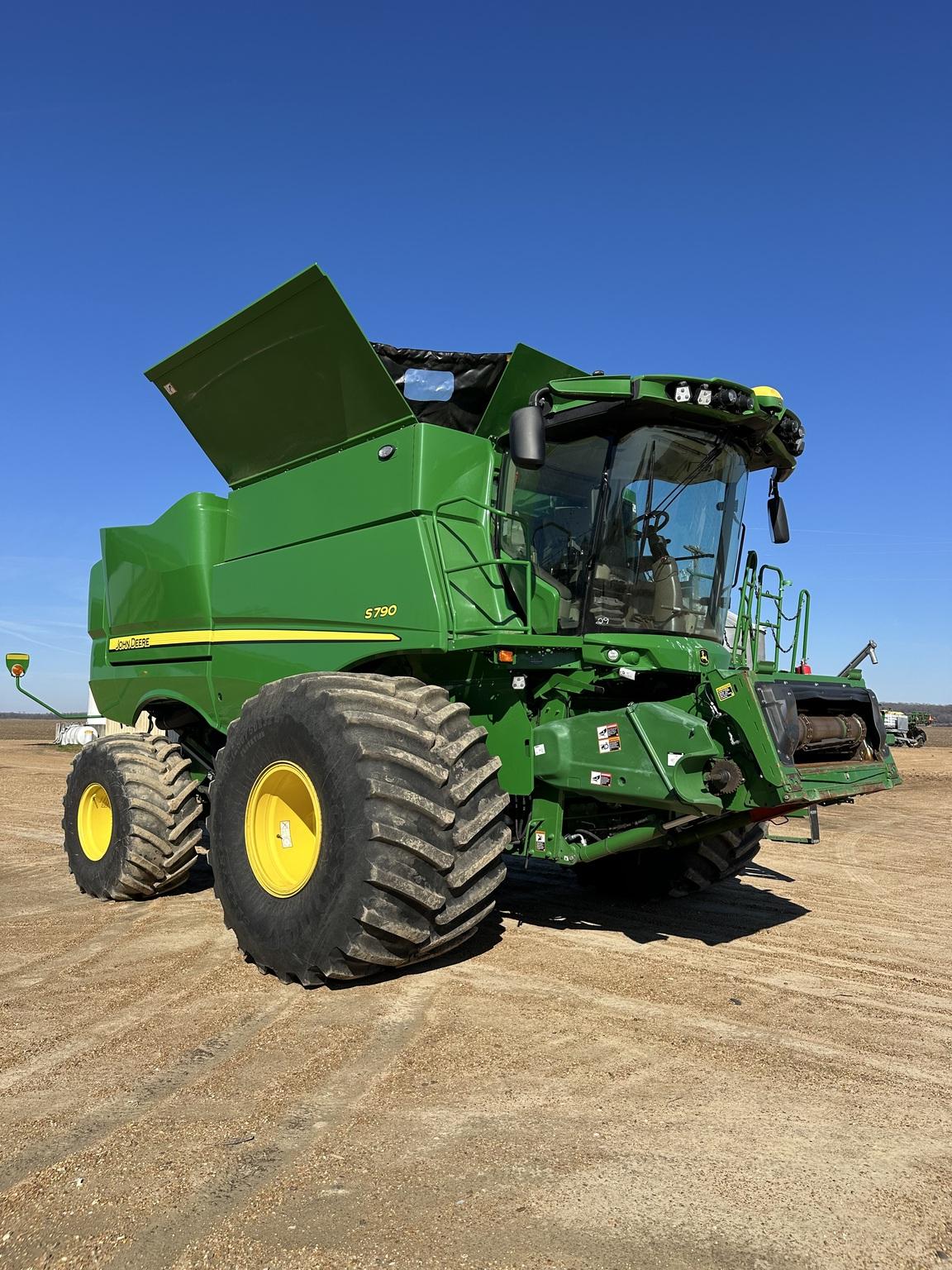 2023 John Deere S790 Image