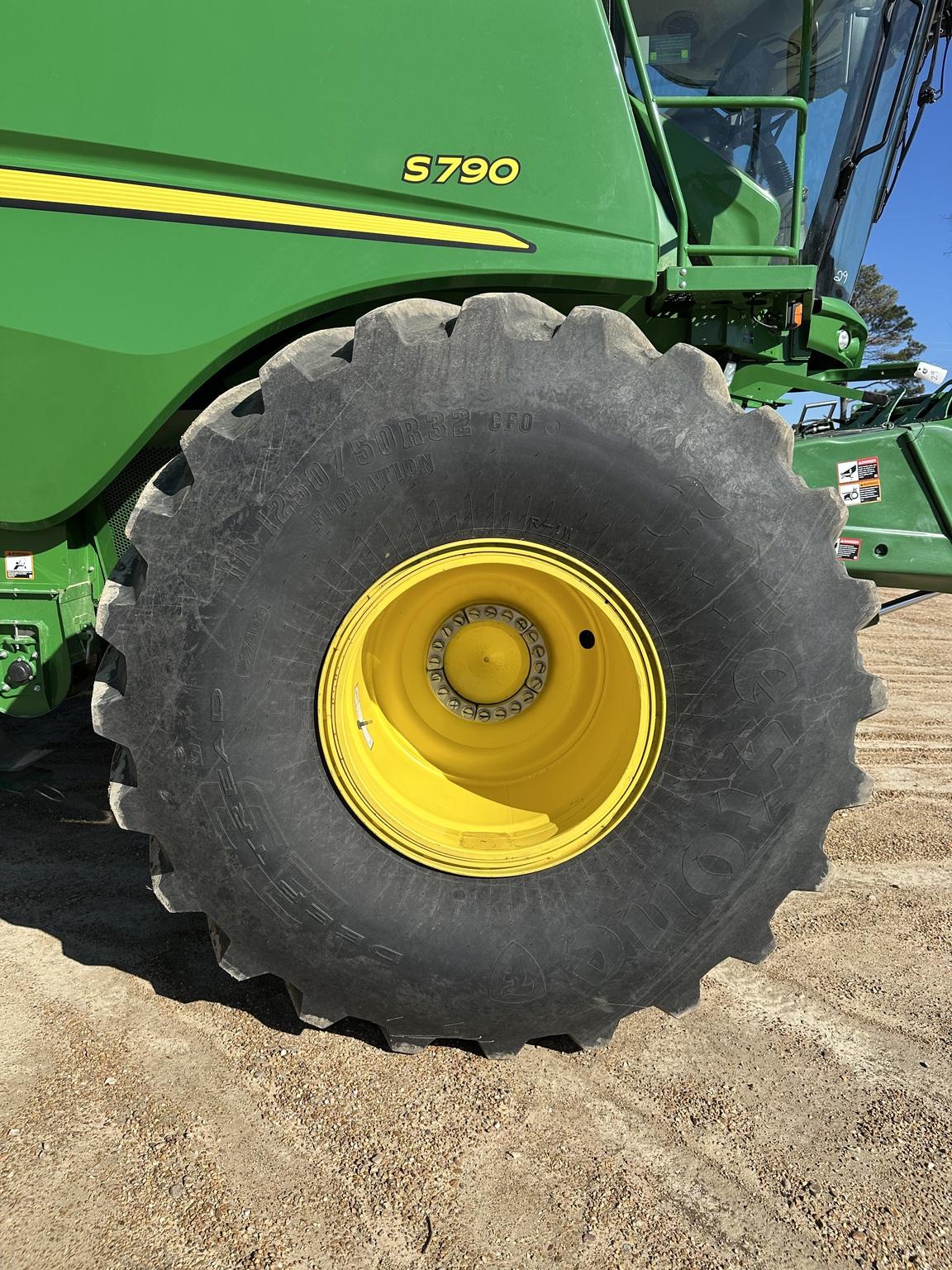 2023 John Deere S790 Image