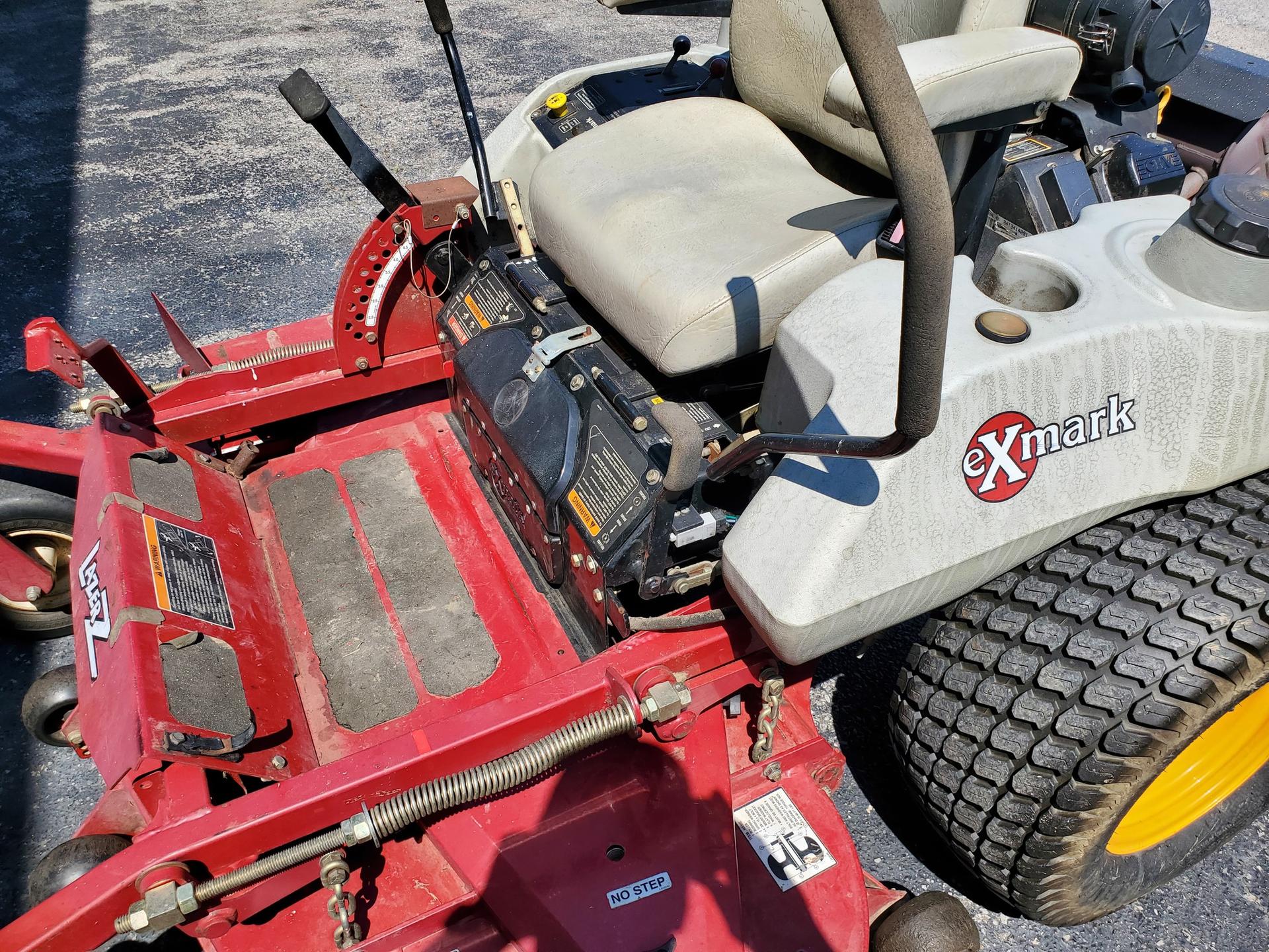 2004 Exmark LZ27K Image