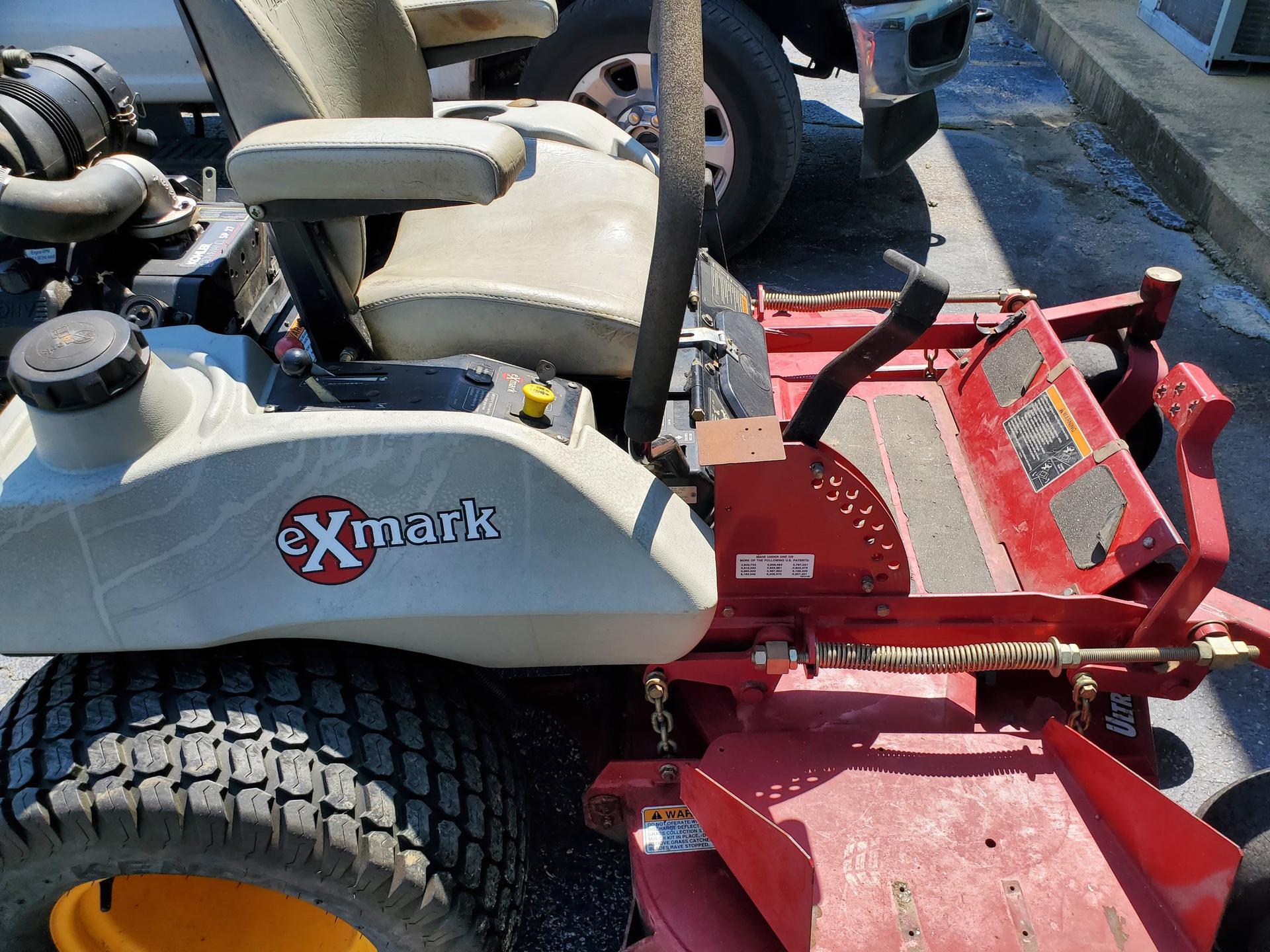2004 Exmark LZ27K Image