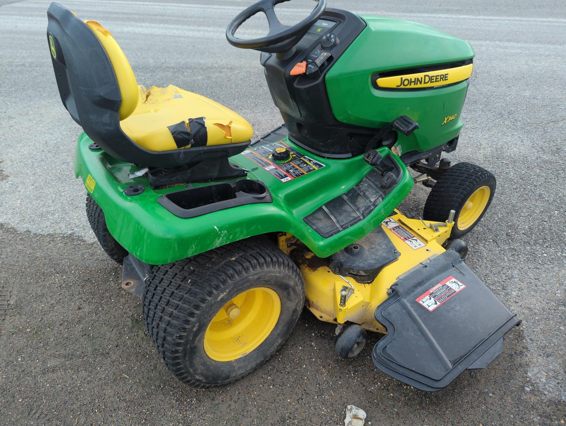 2010 John Deere X340 Image