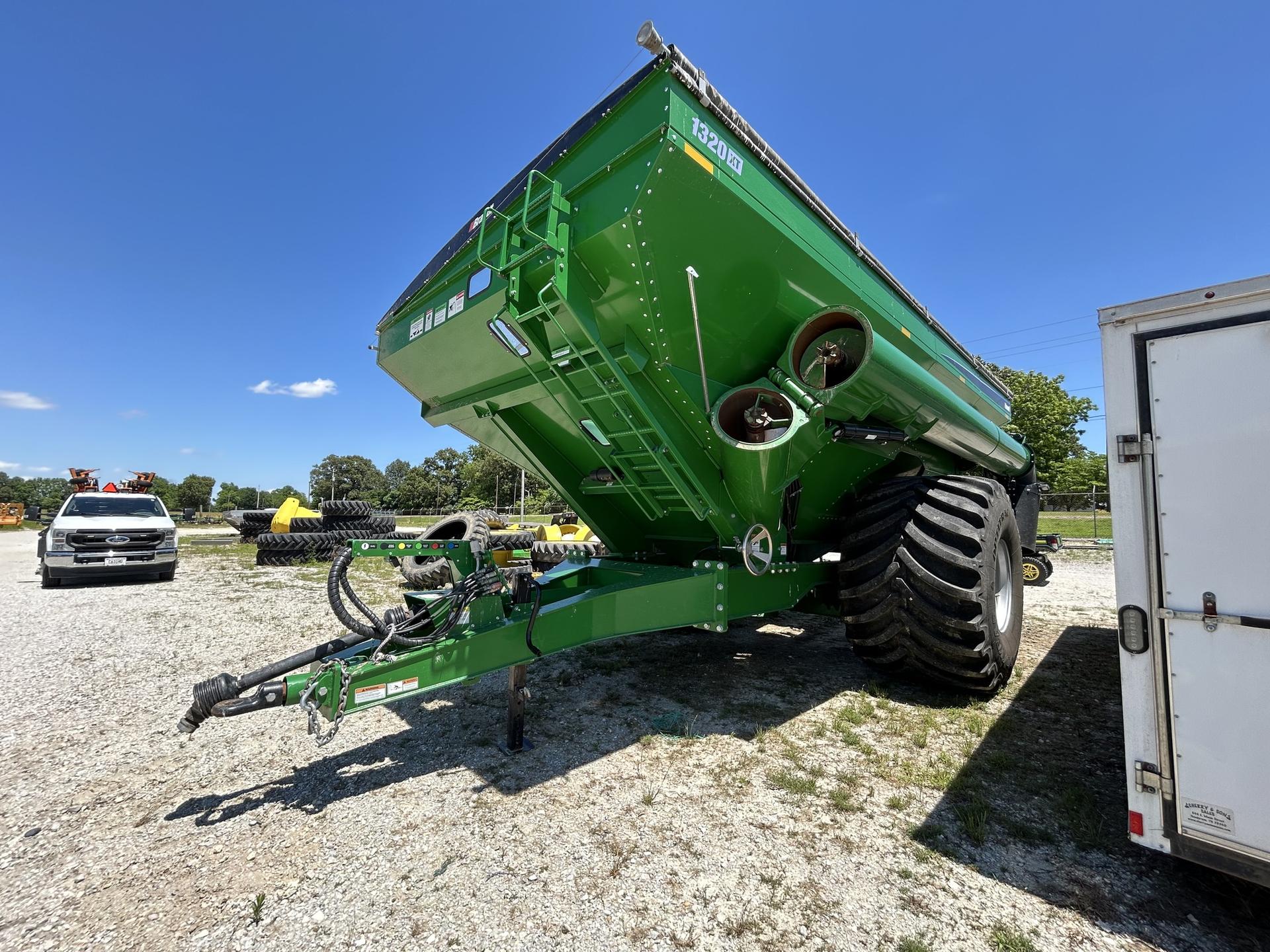 2022 Brandt 1320XT Image