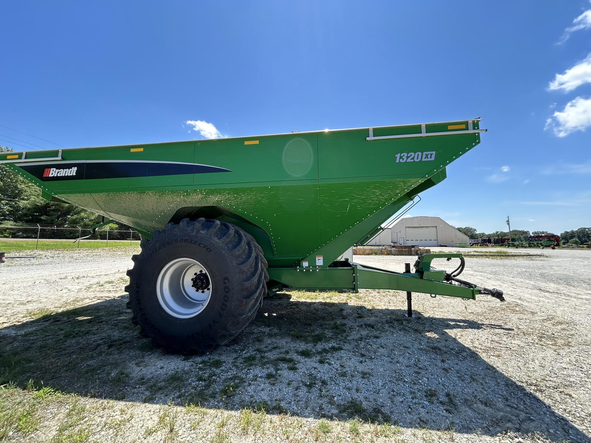 2022 Brandt 1320XT Image