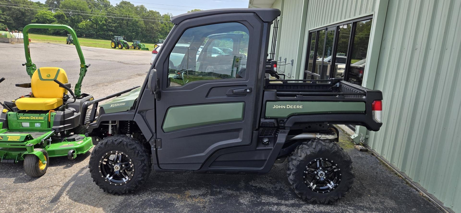 2024 John Deere XUV 835M Image