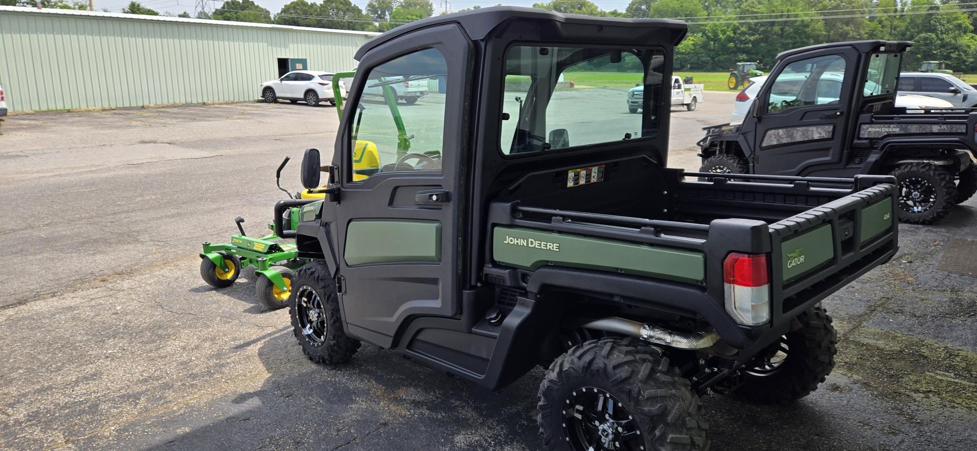 2024 John Deere XUV 835M Image
