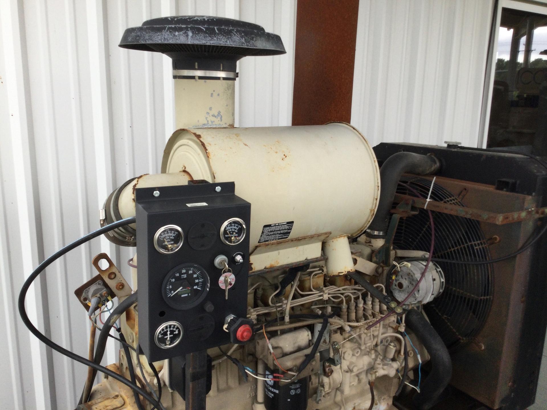 1997 John Deere 6081 Image