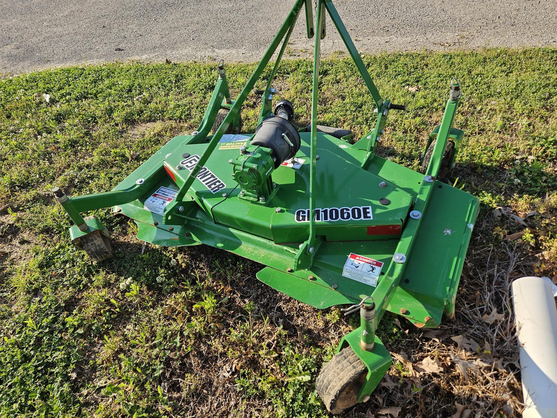 2019 Frontier GM1060E Image