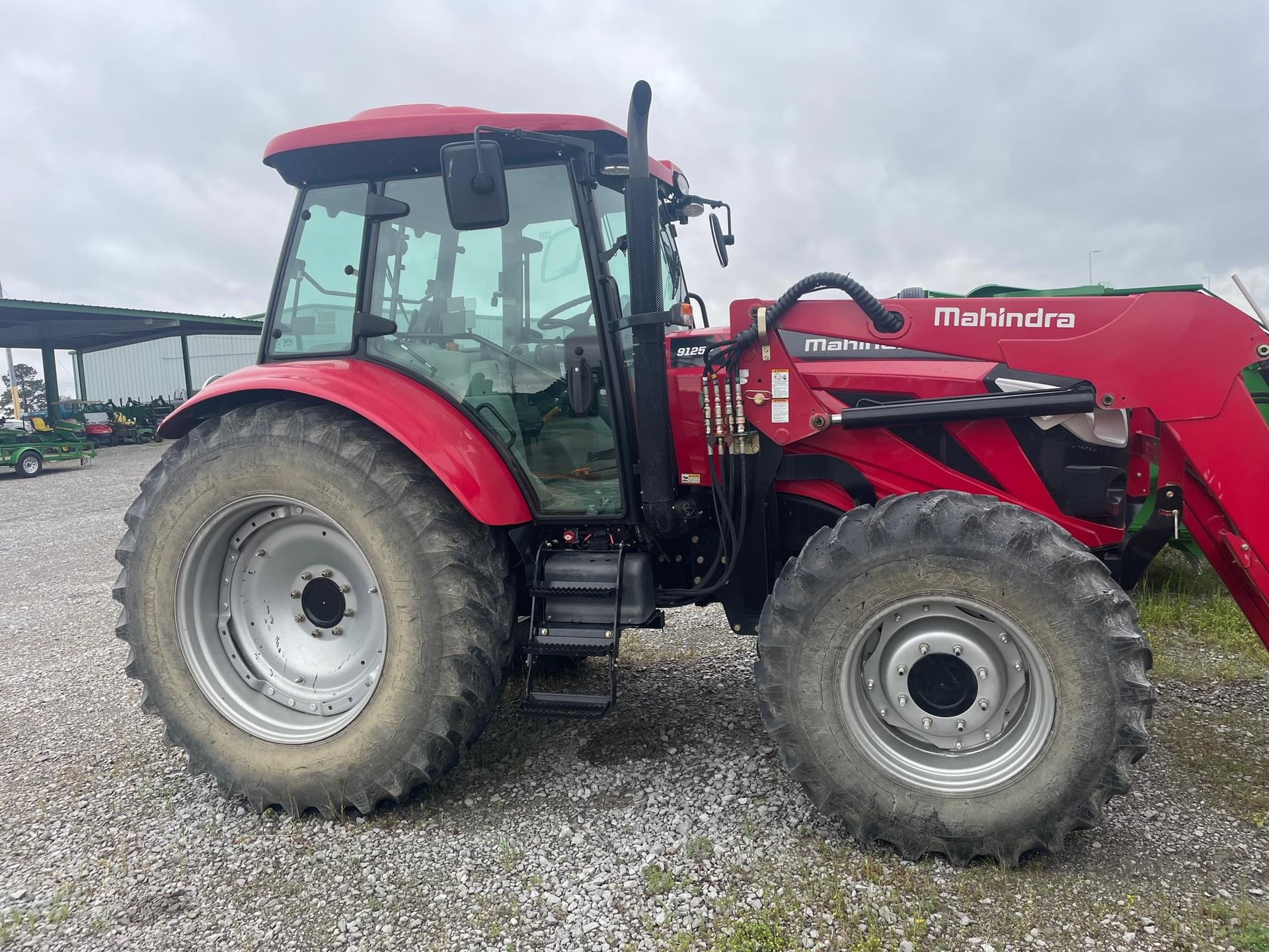 2018 Mahindra 9125 Image