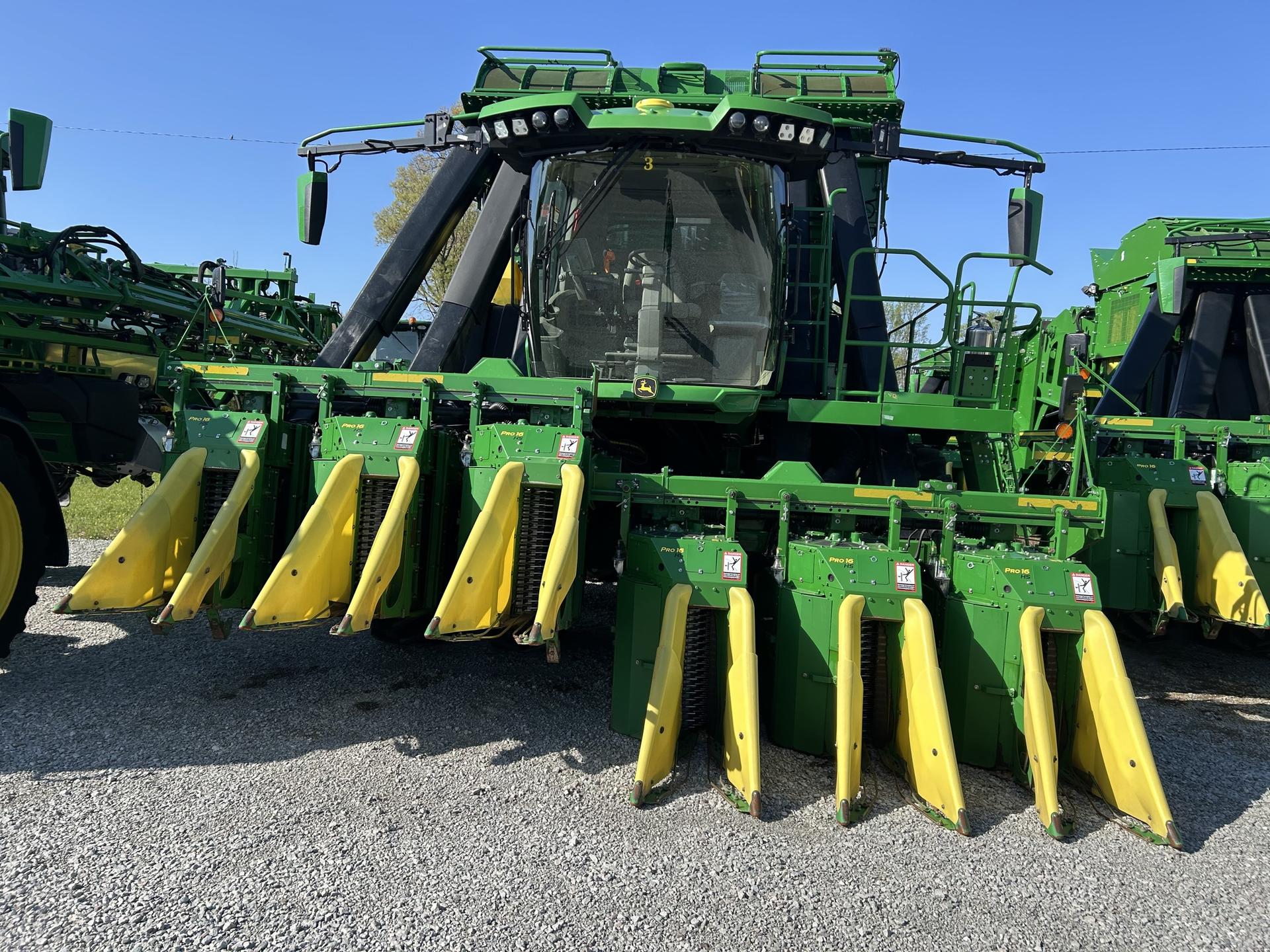 2023 John Deere CP770 Image