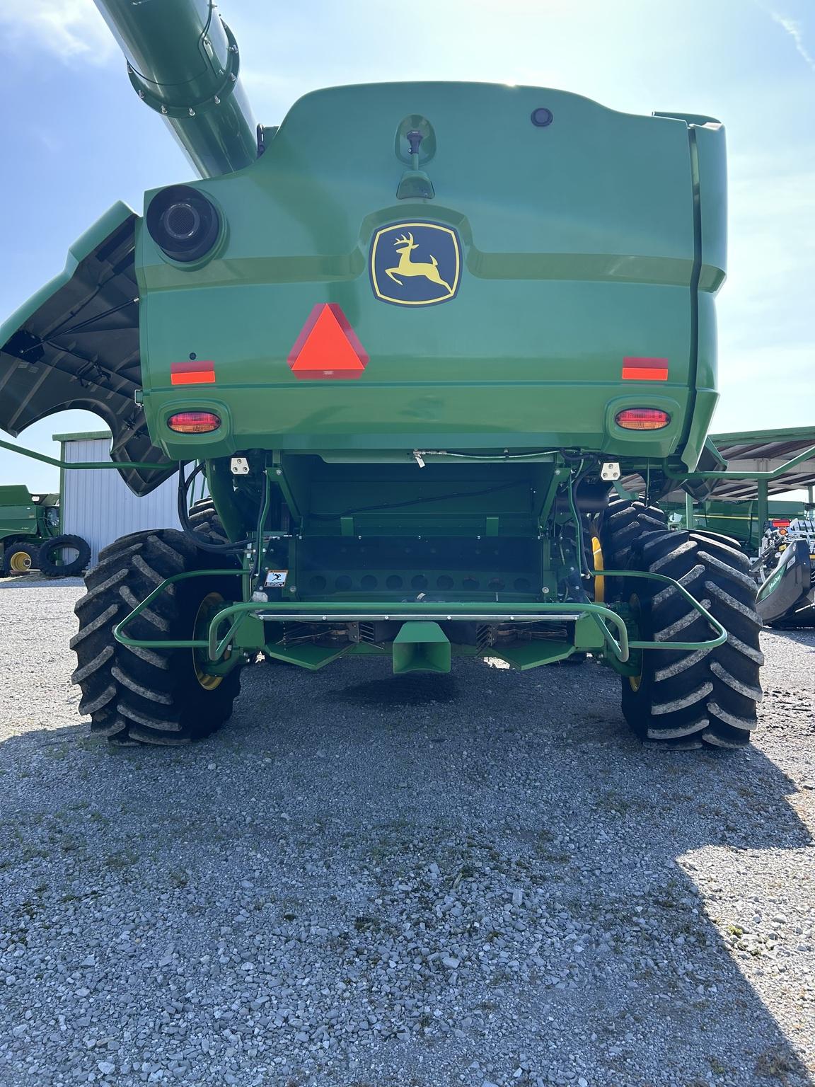 2024 John Deere S780 Image
