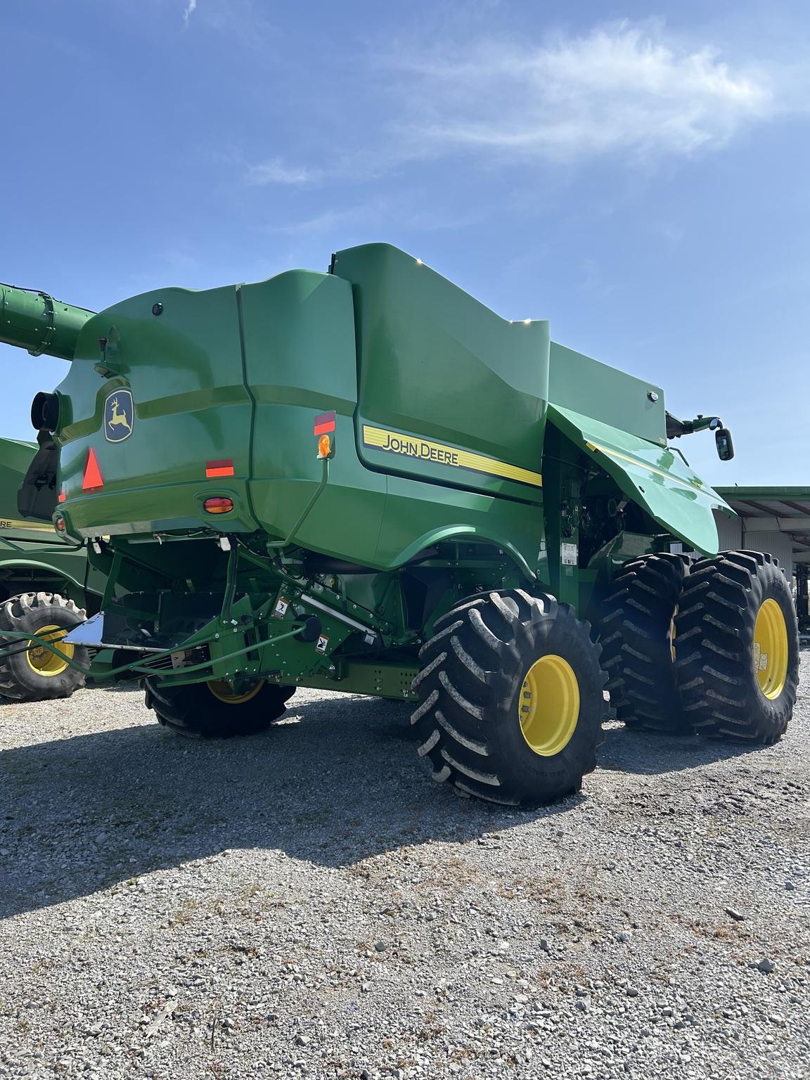 2024 John Deere S780 Image