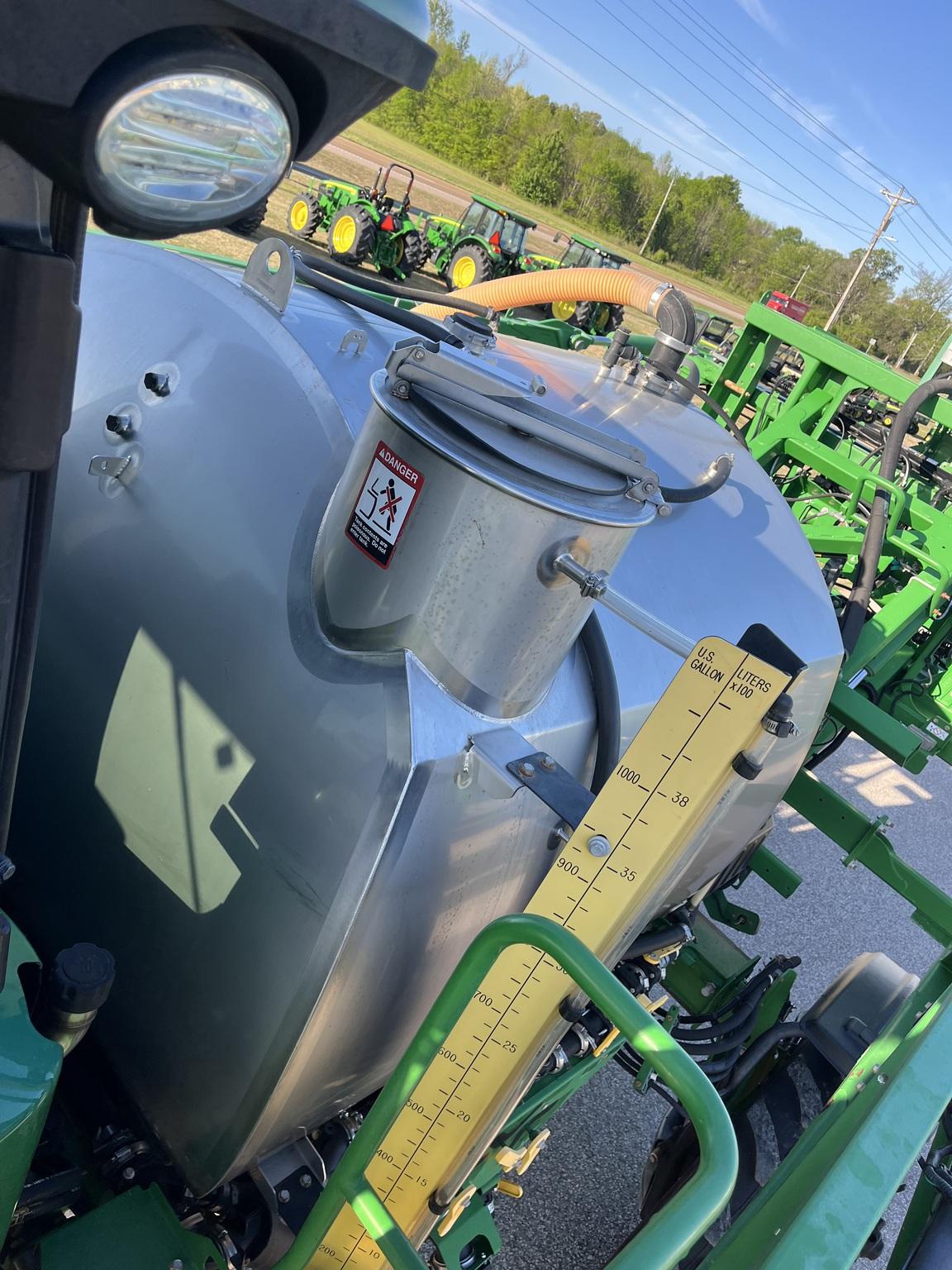 2019 John Deere R4038 Image