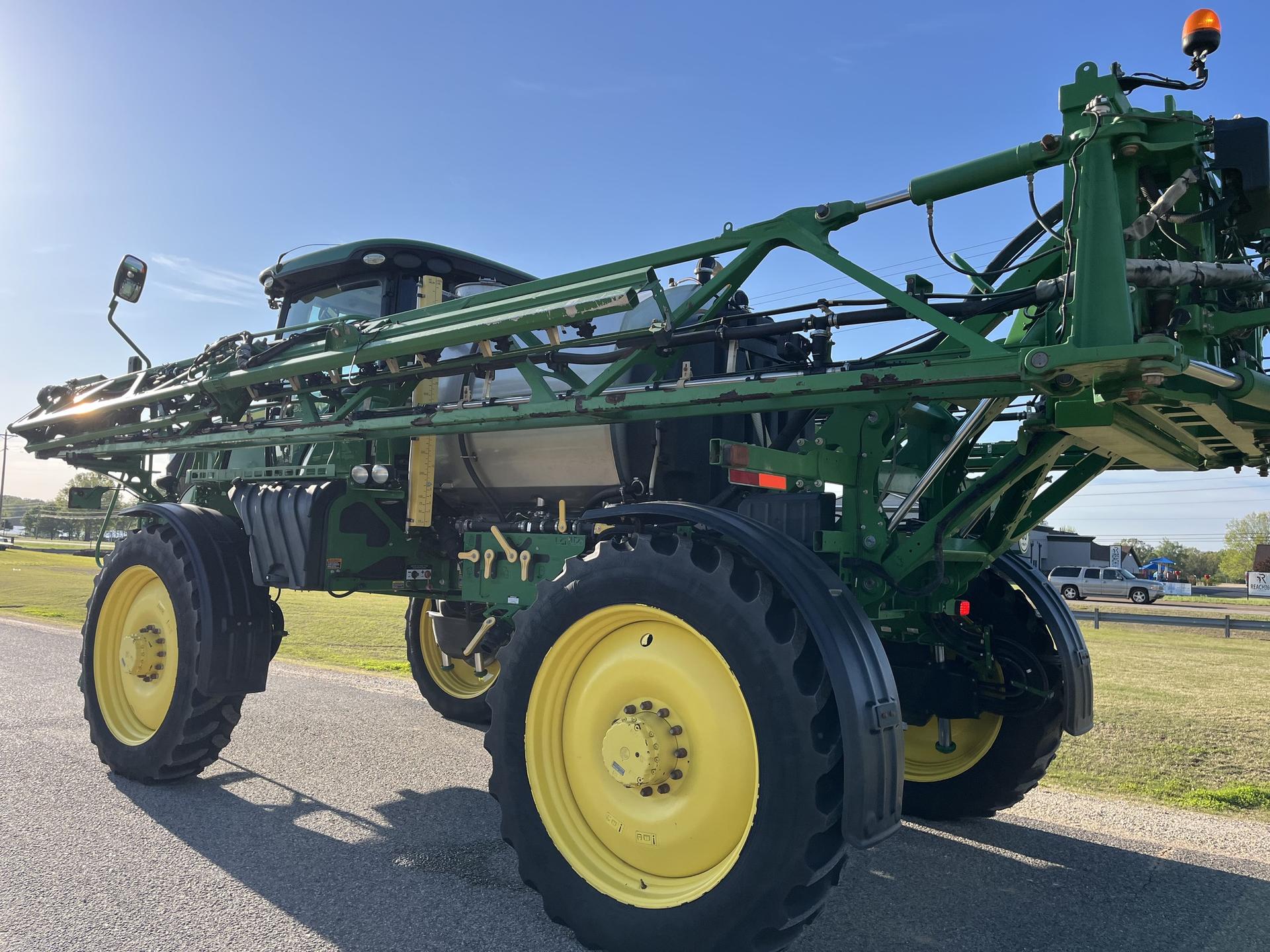 2019 John Deere R4038 Image