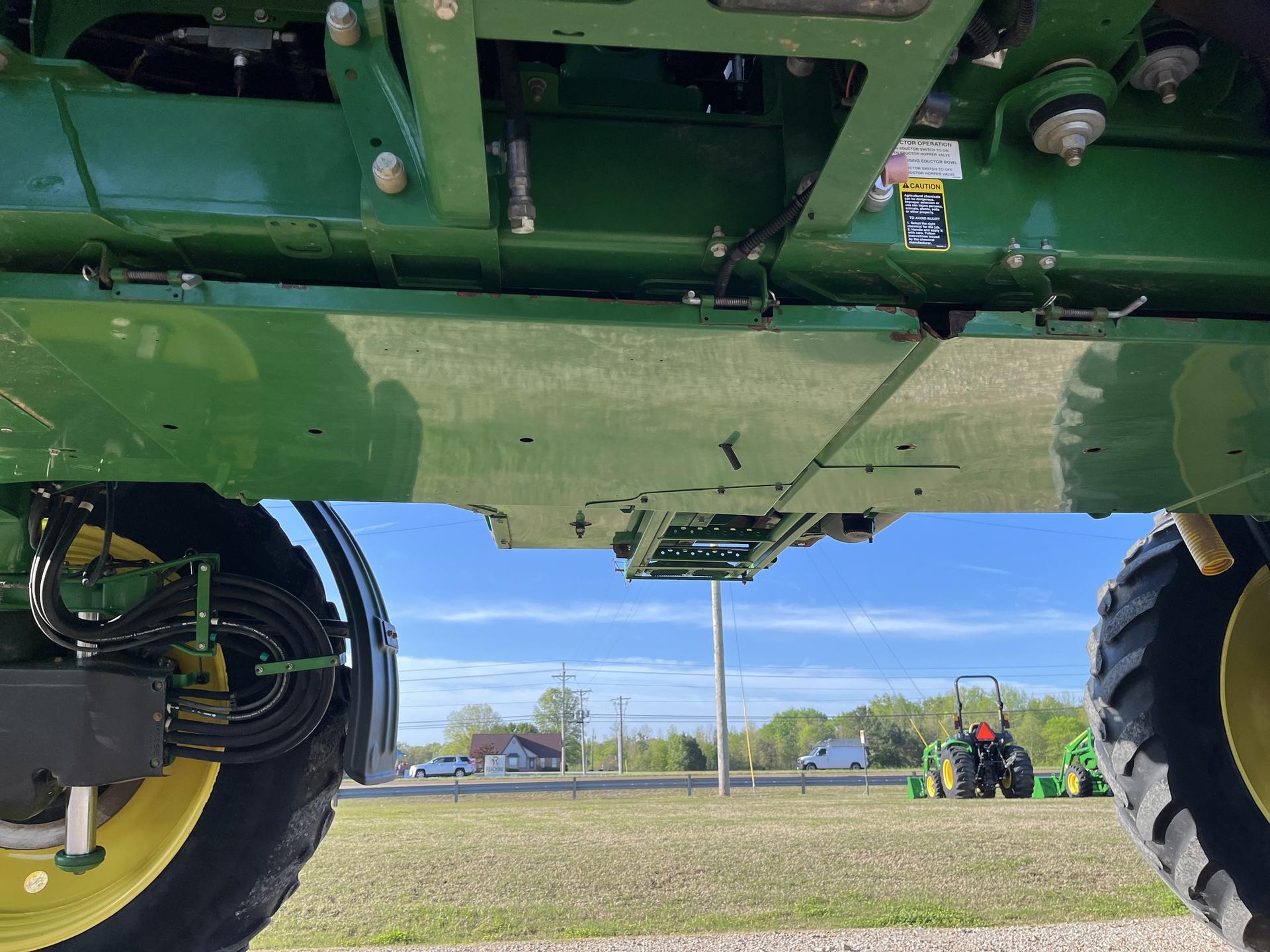 2019 John Deere R4038 Image