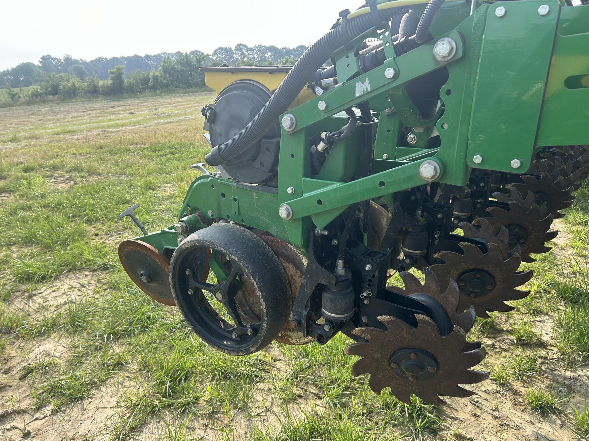 2022 John Deere 1795 Image