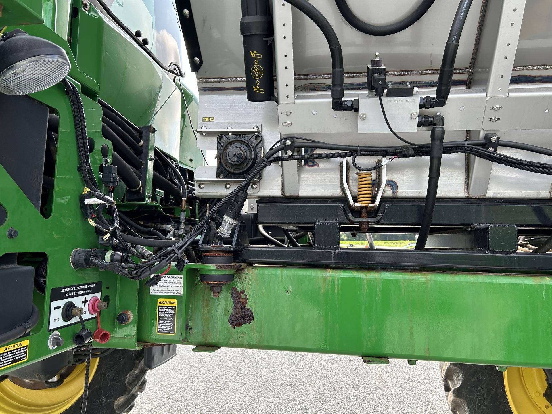 2021 John Deere R4045 Image