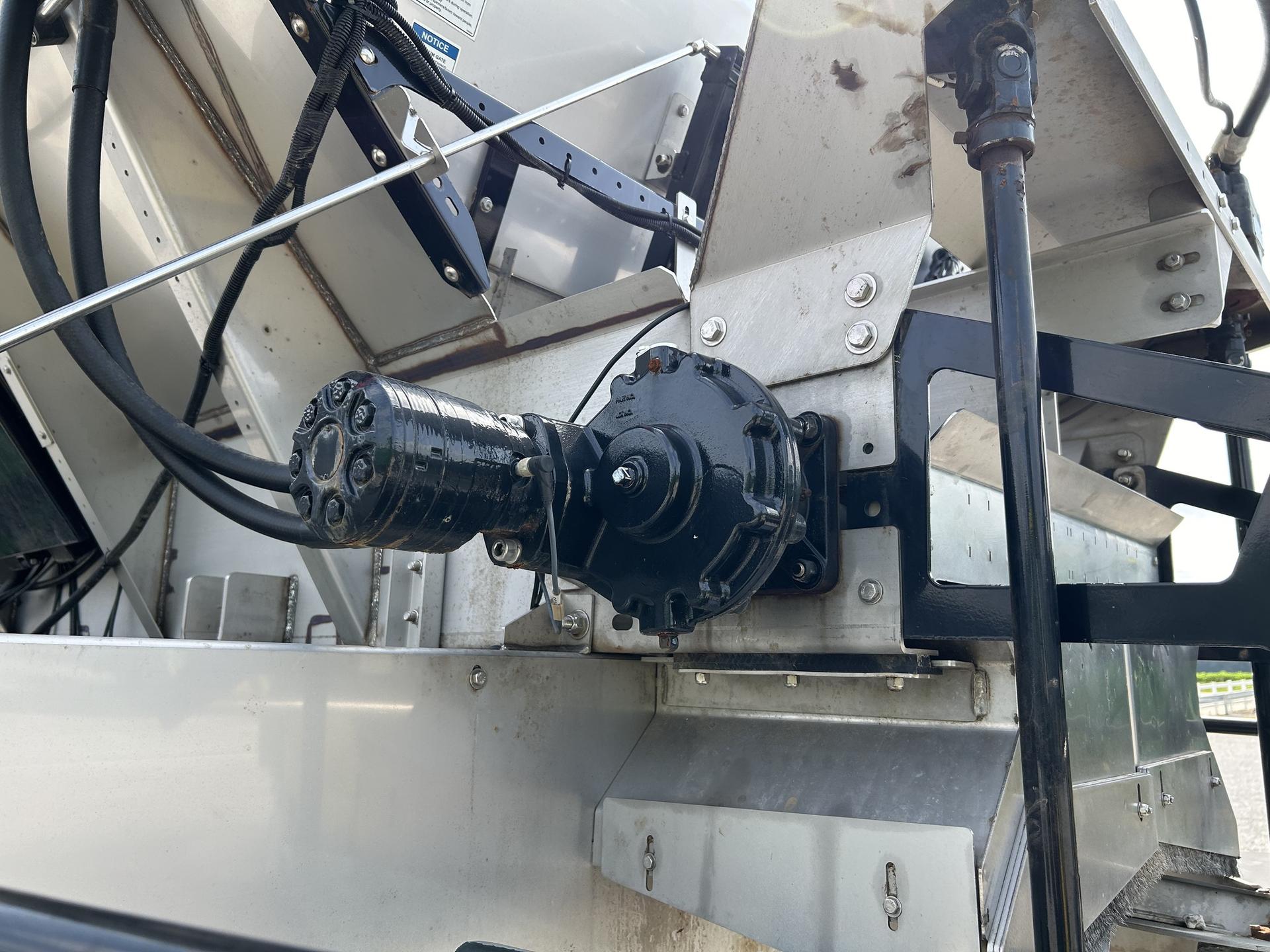 2021 John Deere R4045 Image
