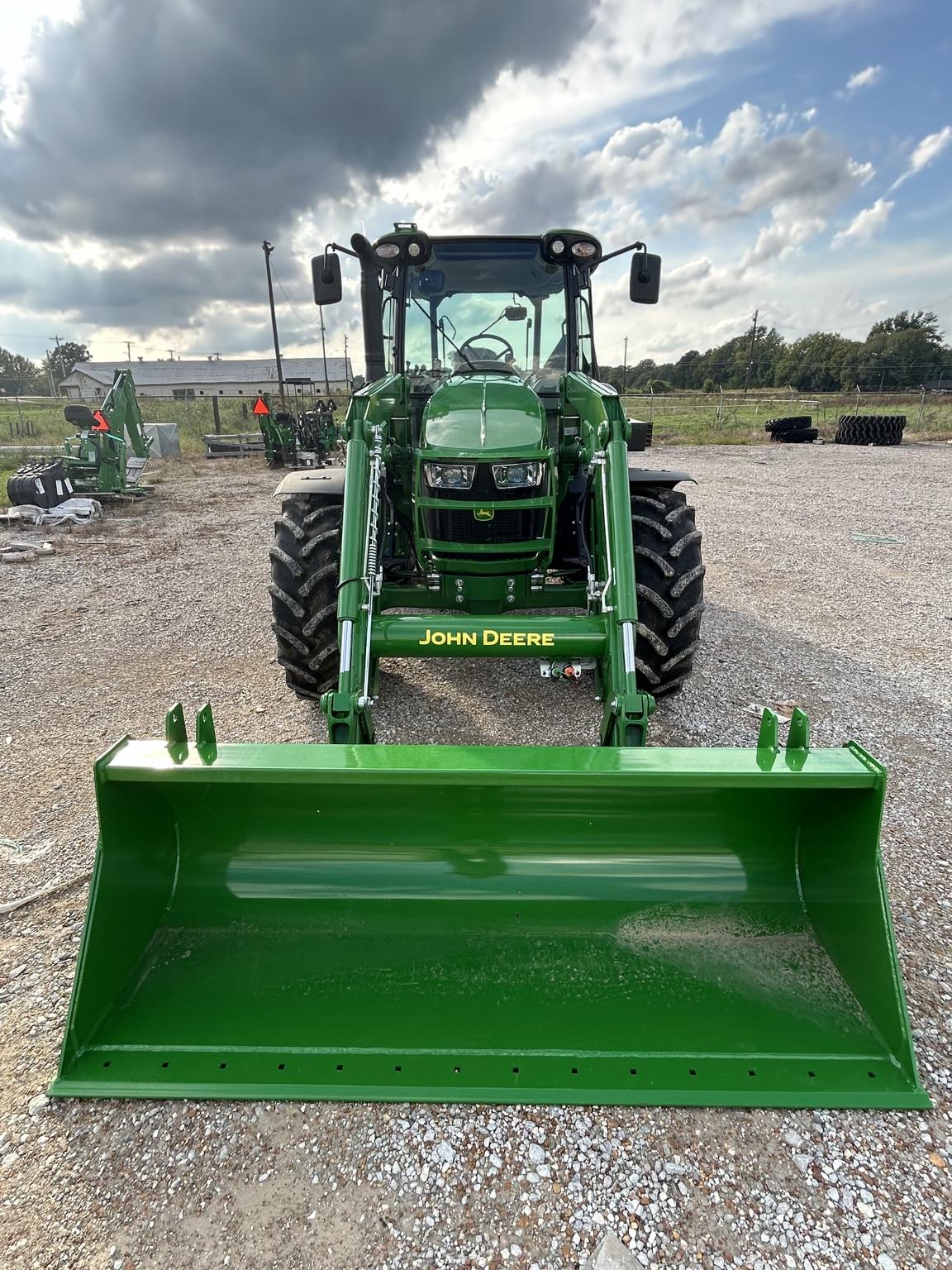 2023 John Deere 5115M Image