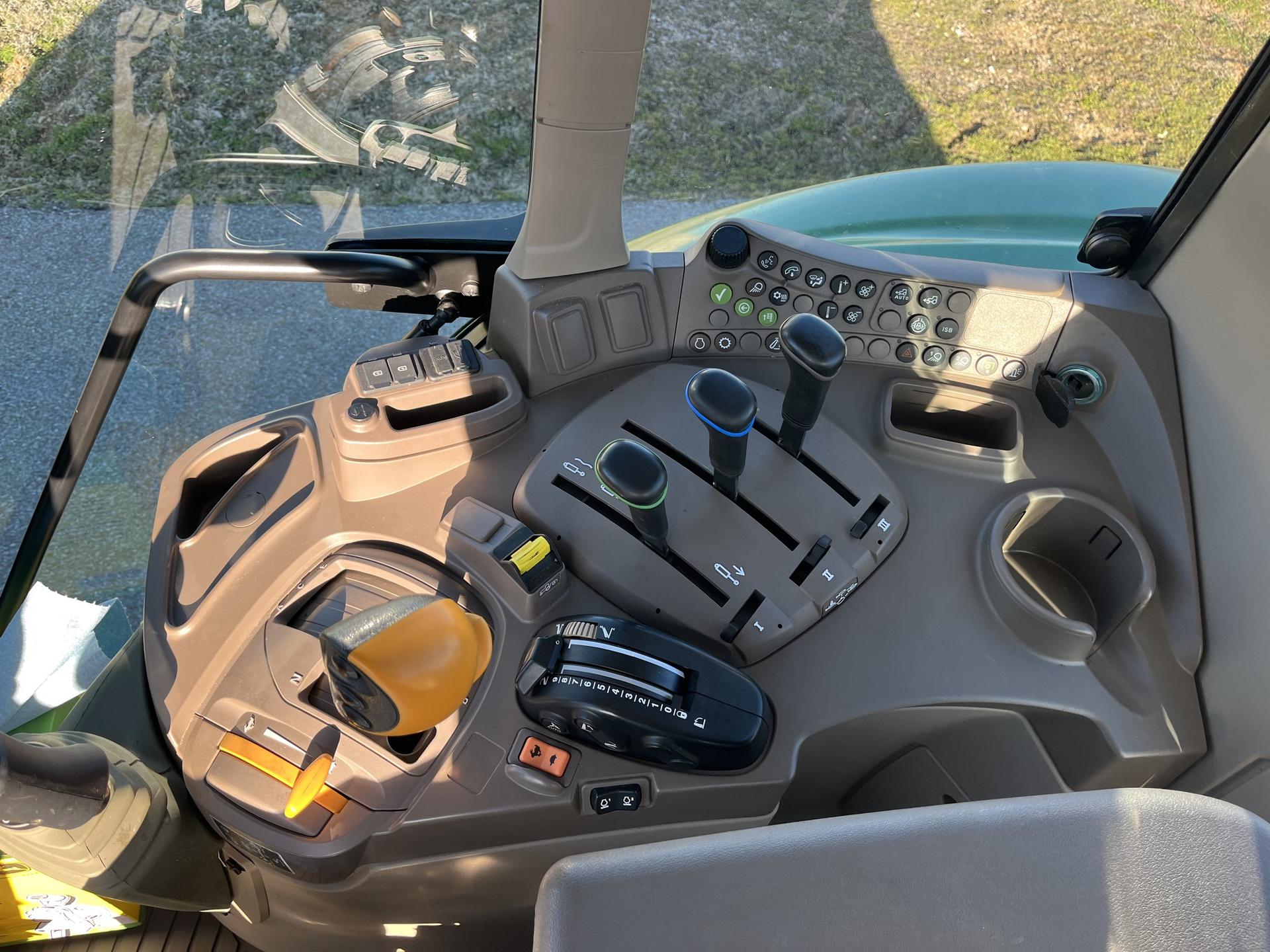2024 John Deere 6120M Image