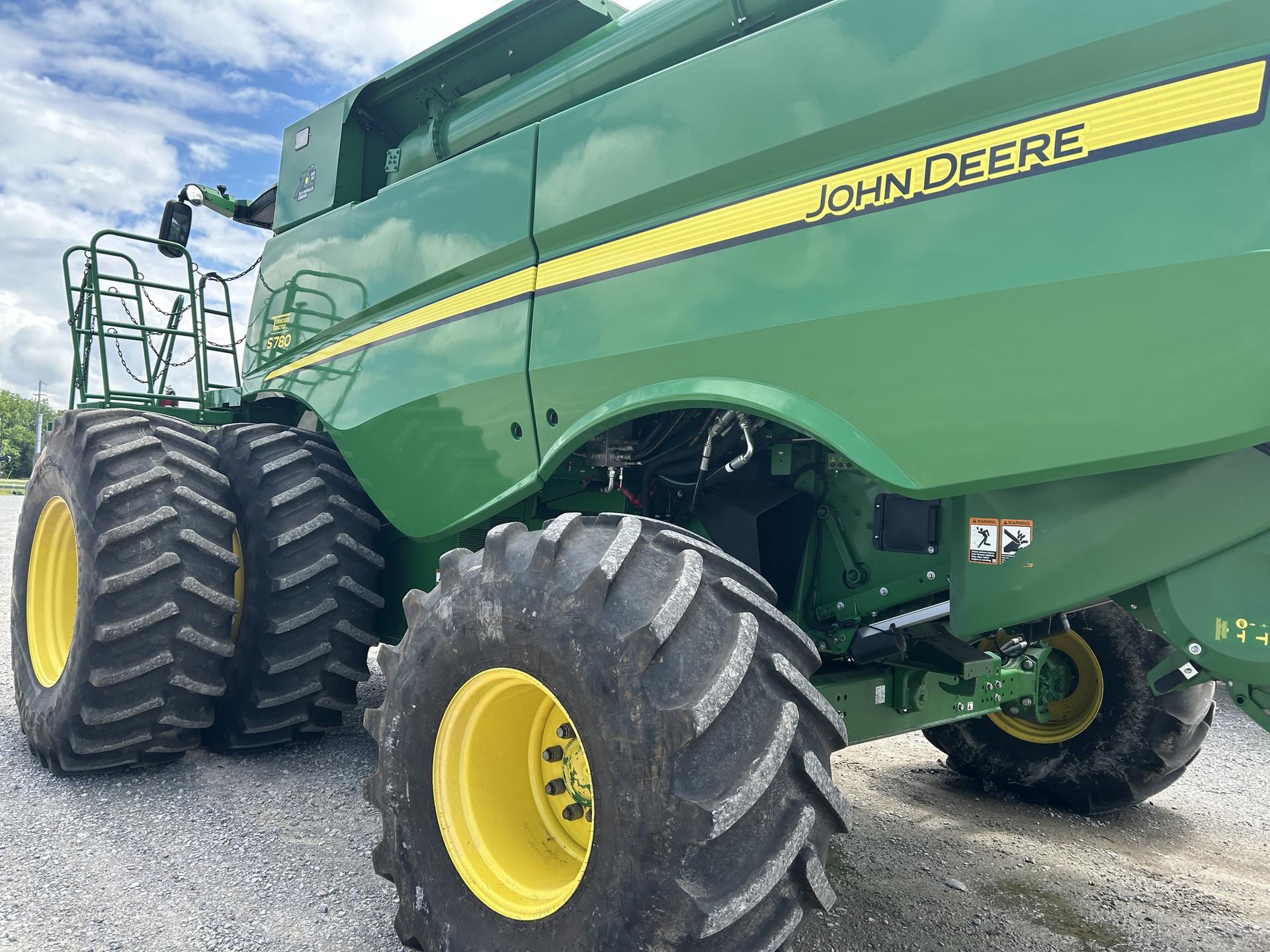 2022 John Deere S780 Image
