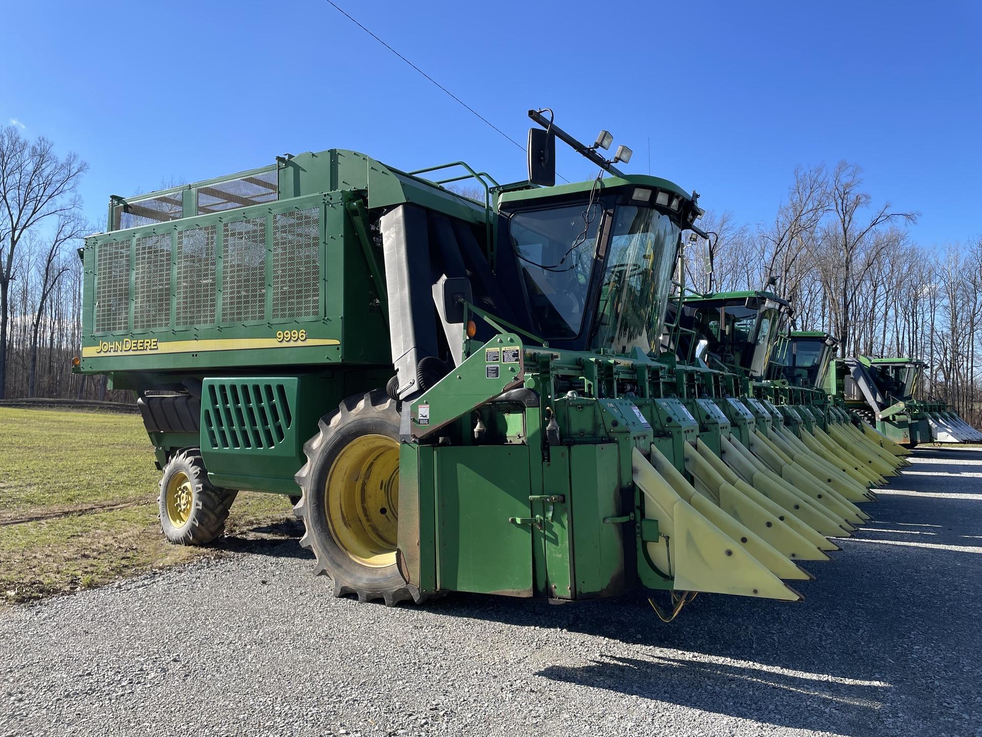 2005 John Deere 9996 Image
