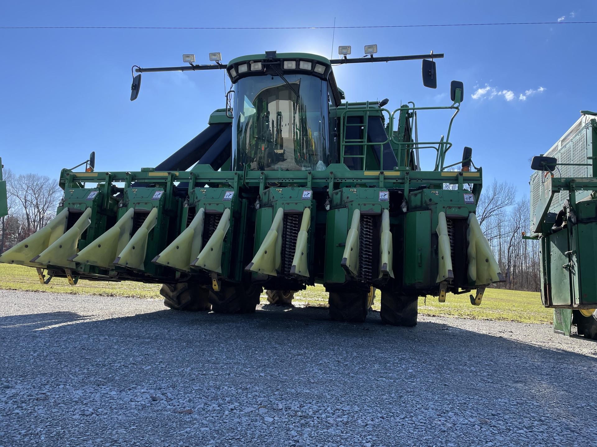 2005 John Deere 9996 Image