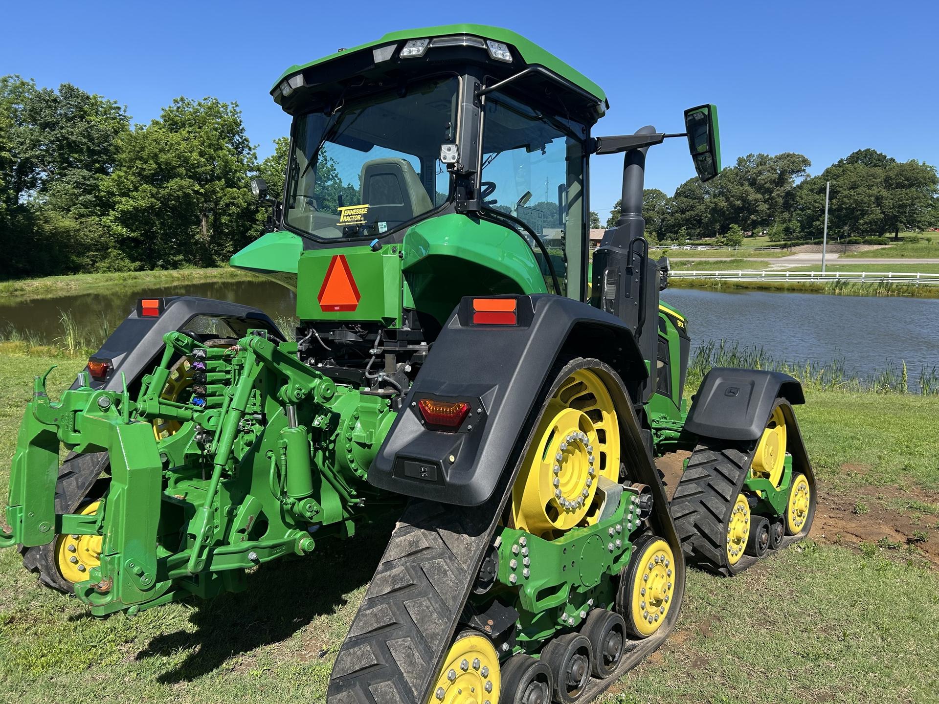 2021 John Deere 8RX 370 Image