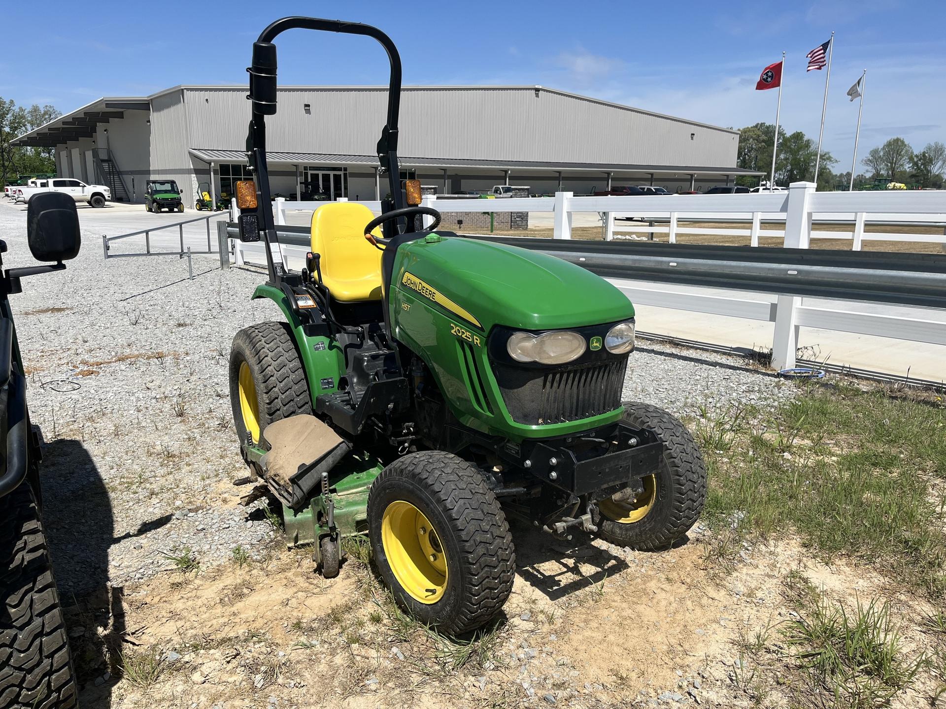 2014 John Deere 2025R Tennessee Tractor