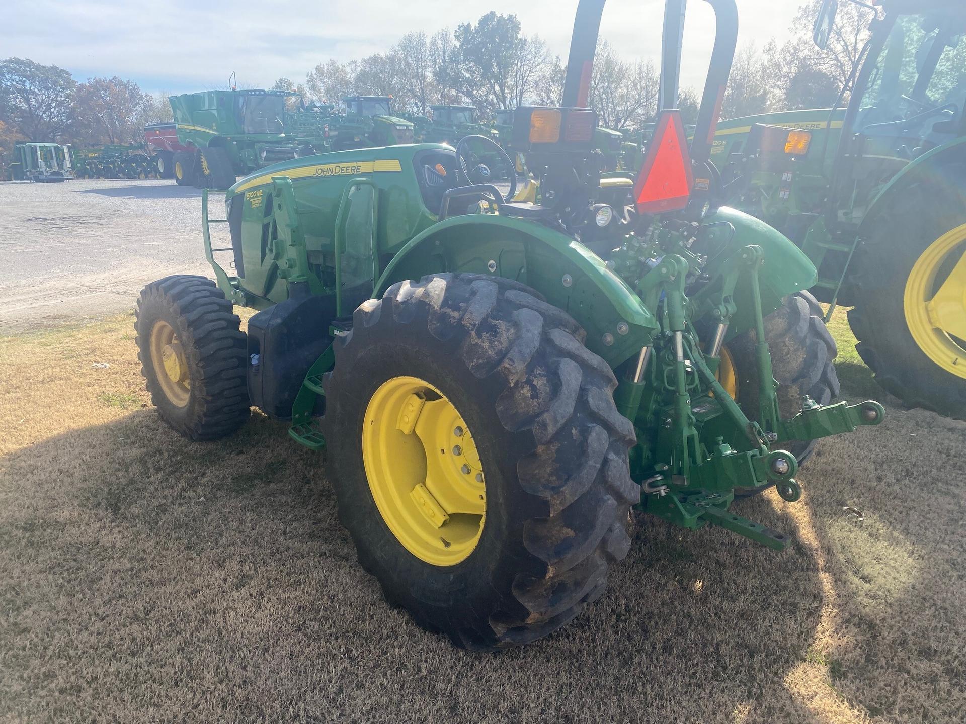 2022 John Deere 5100ML Image