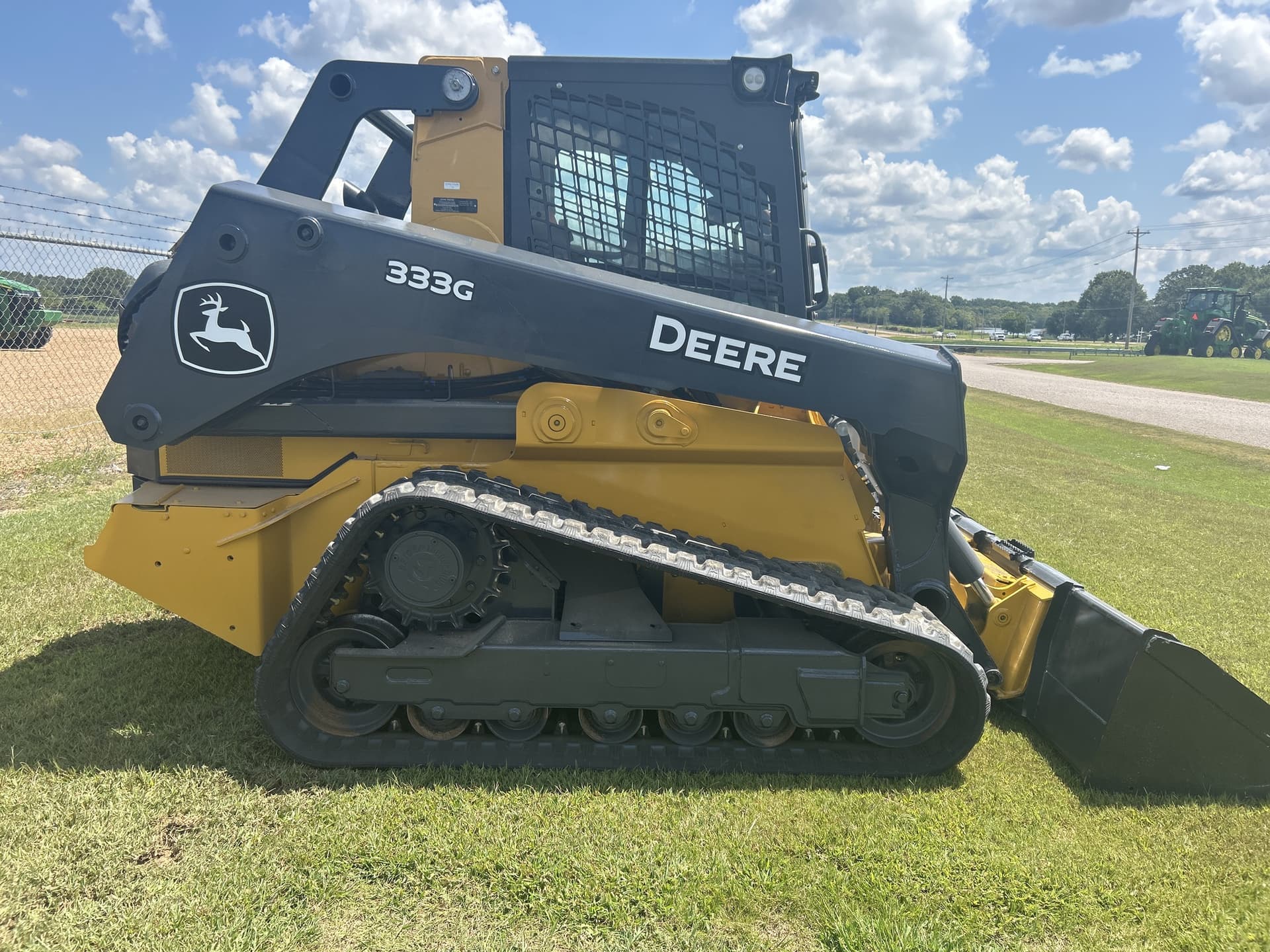 2023 John Deere 333G Image