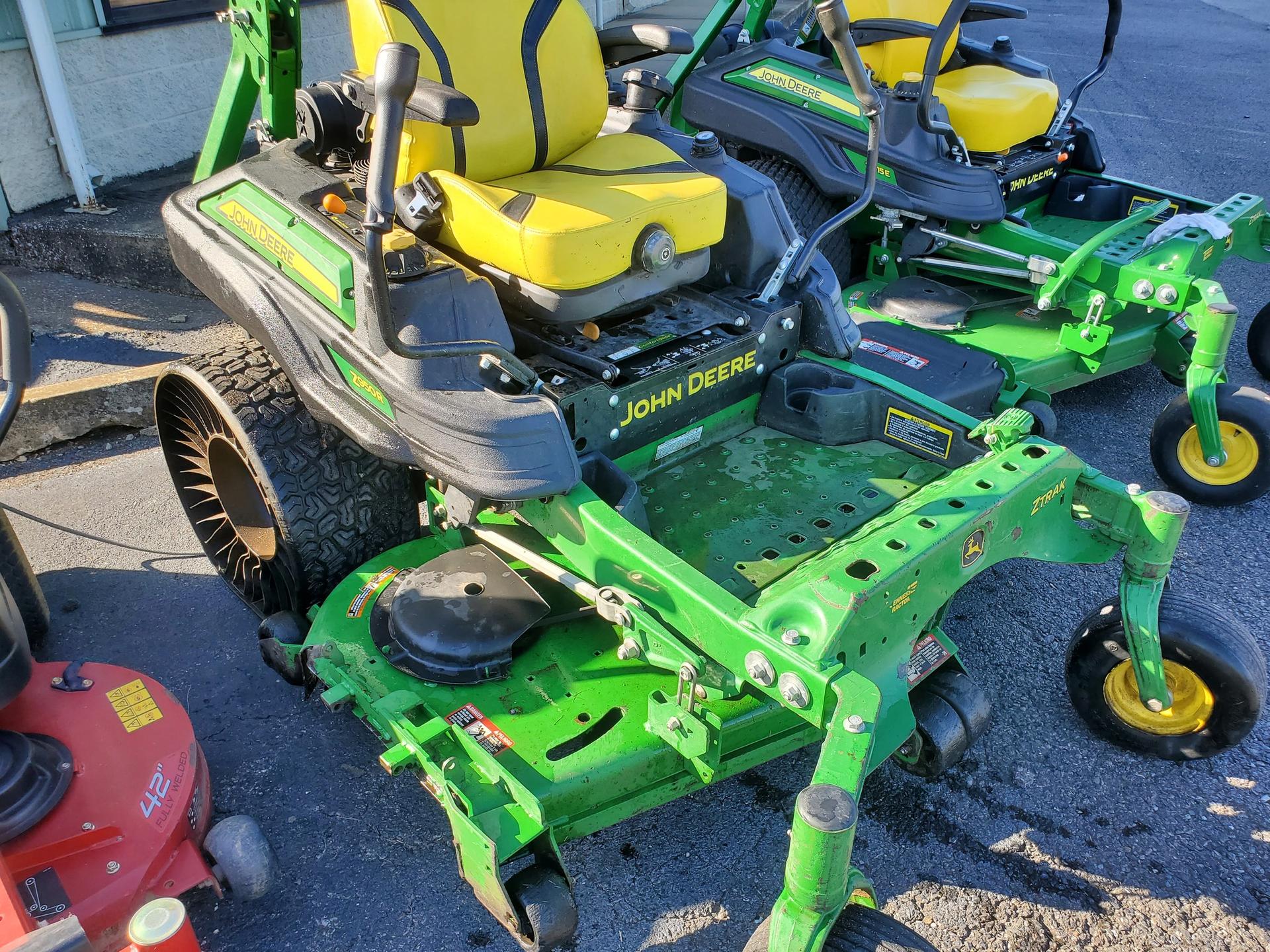 2019 John Deere Z950R Image