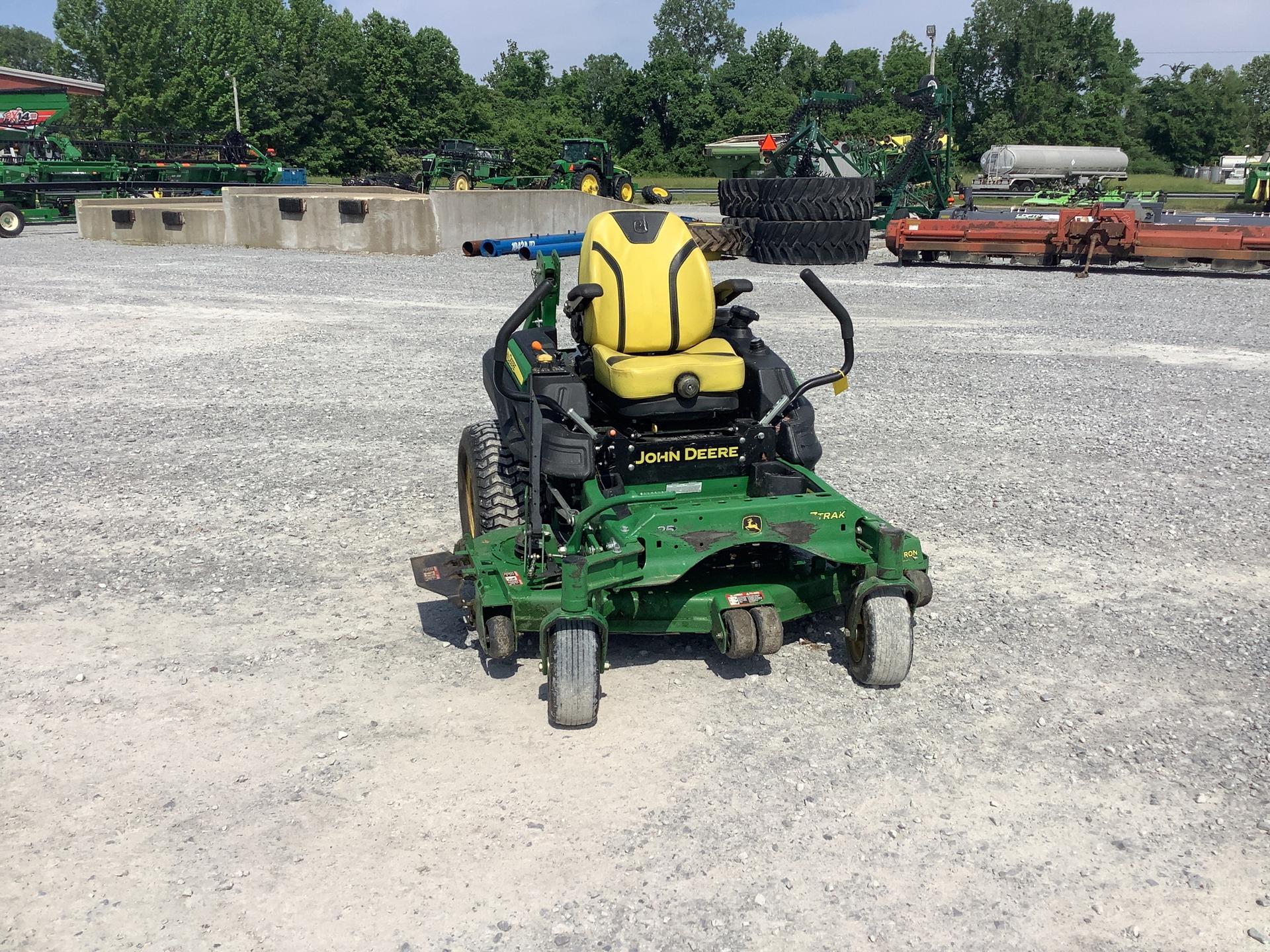2022 John Deere Z930M Image