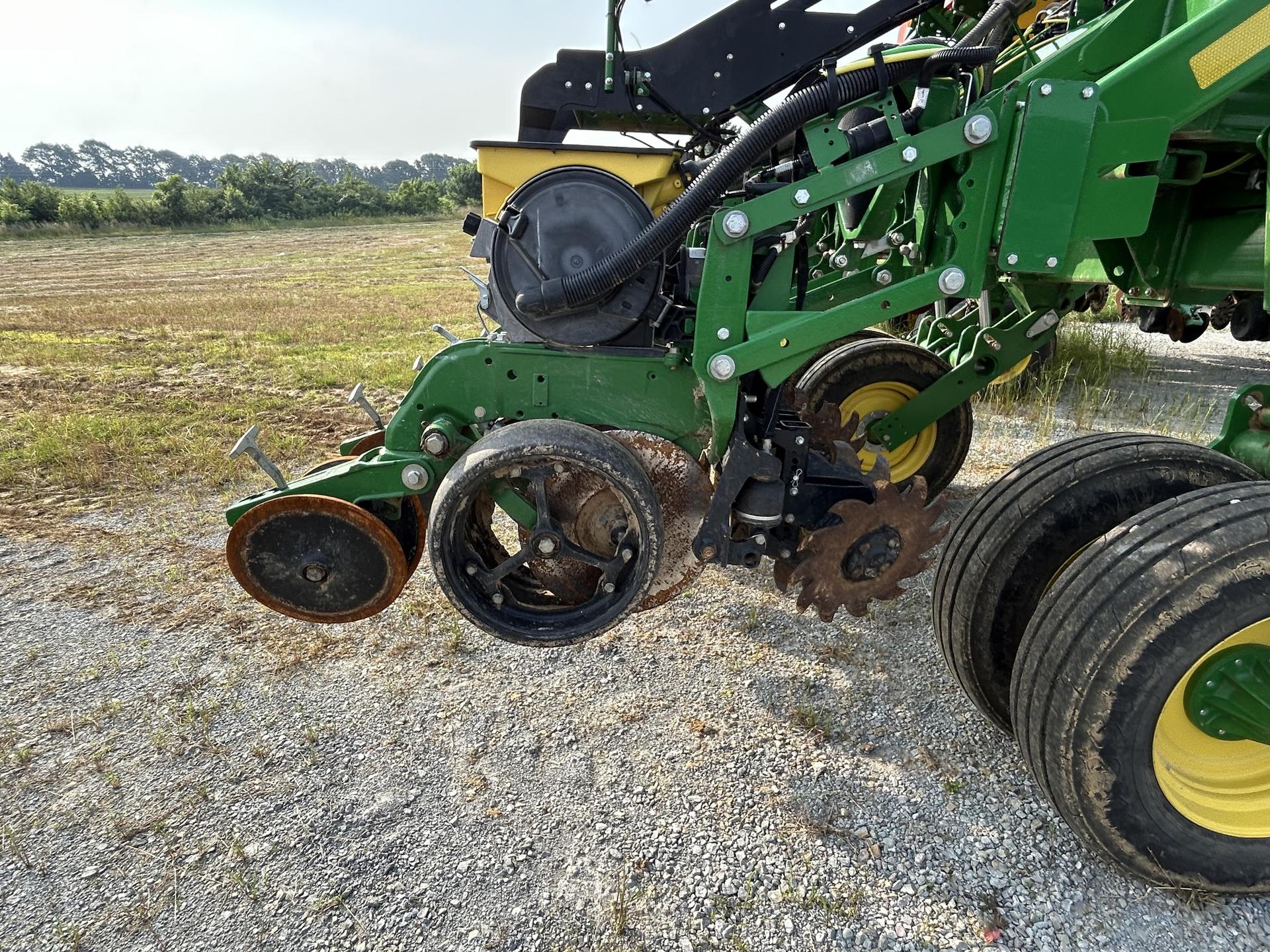 2022 John Deere 1795 Image