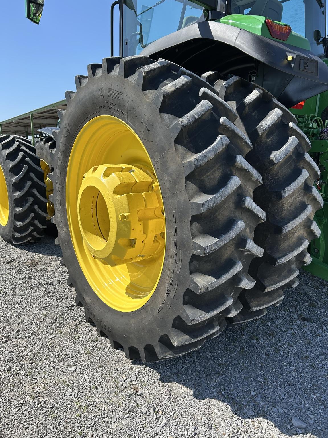 2024 John Deere 8R 310 Image