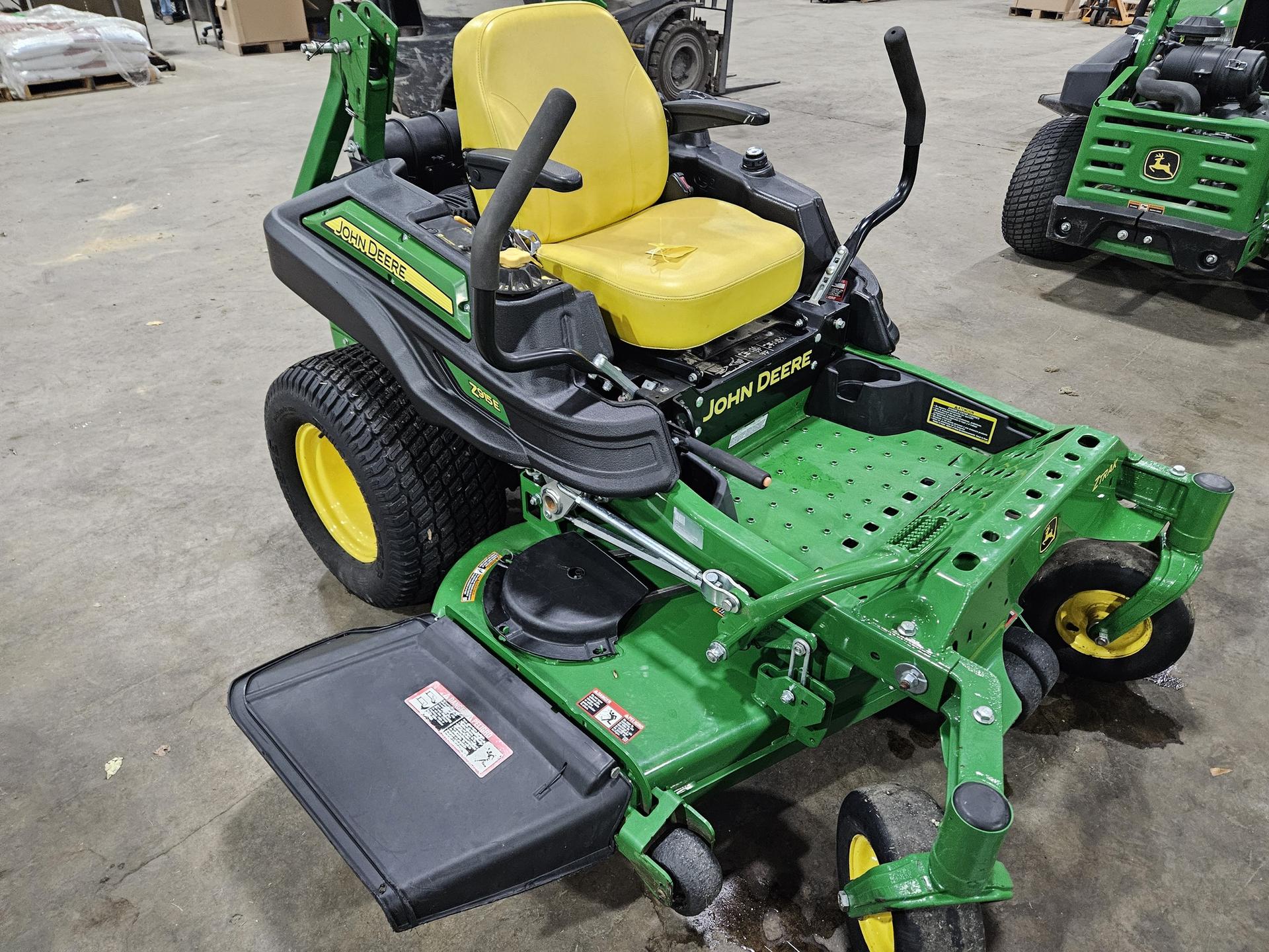 2018 John Deere Z915E Image