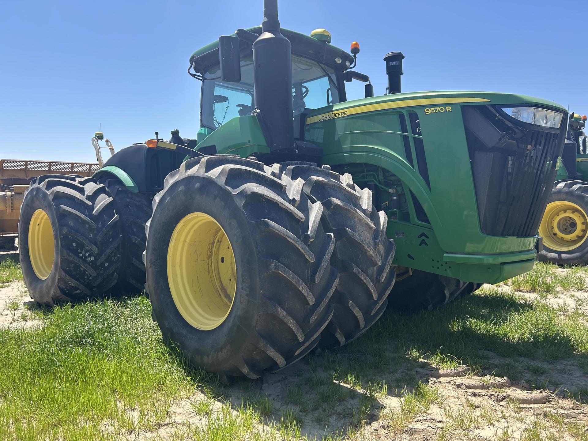 2018 John Deere 9570R Image