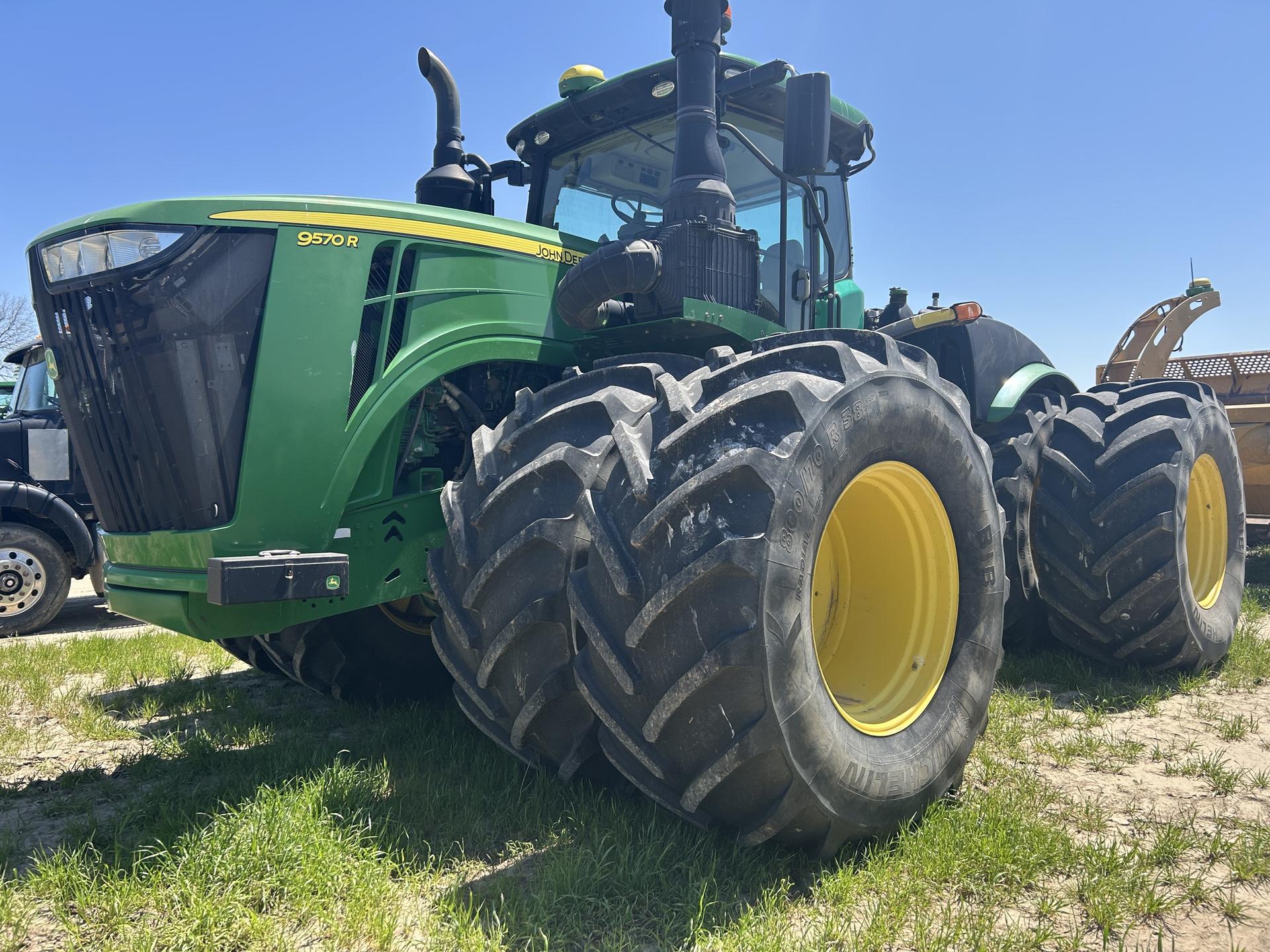 2018 John Deere 9570R Image