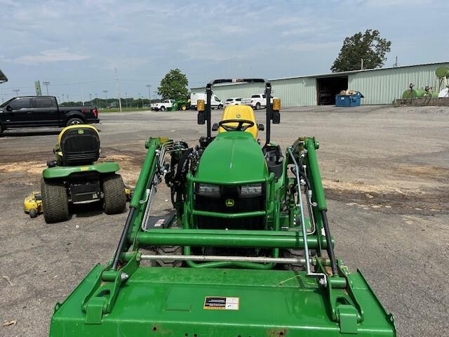 2023 John Deere 1025R Image