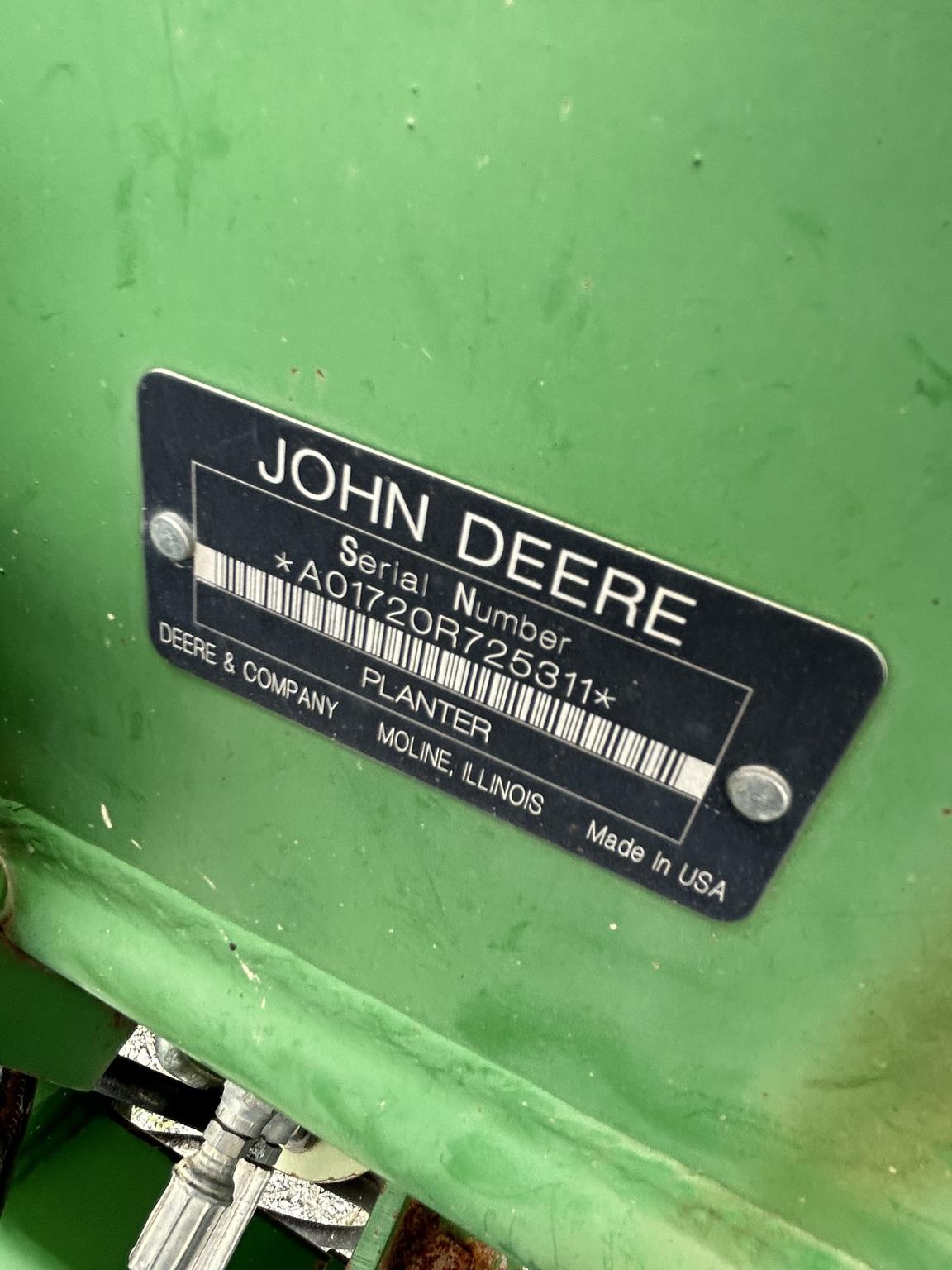 2007 John Deere 1720 Image