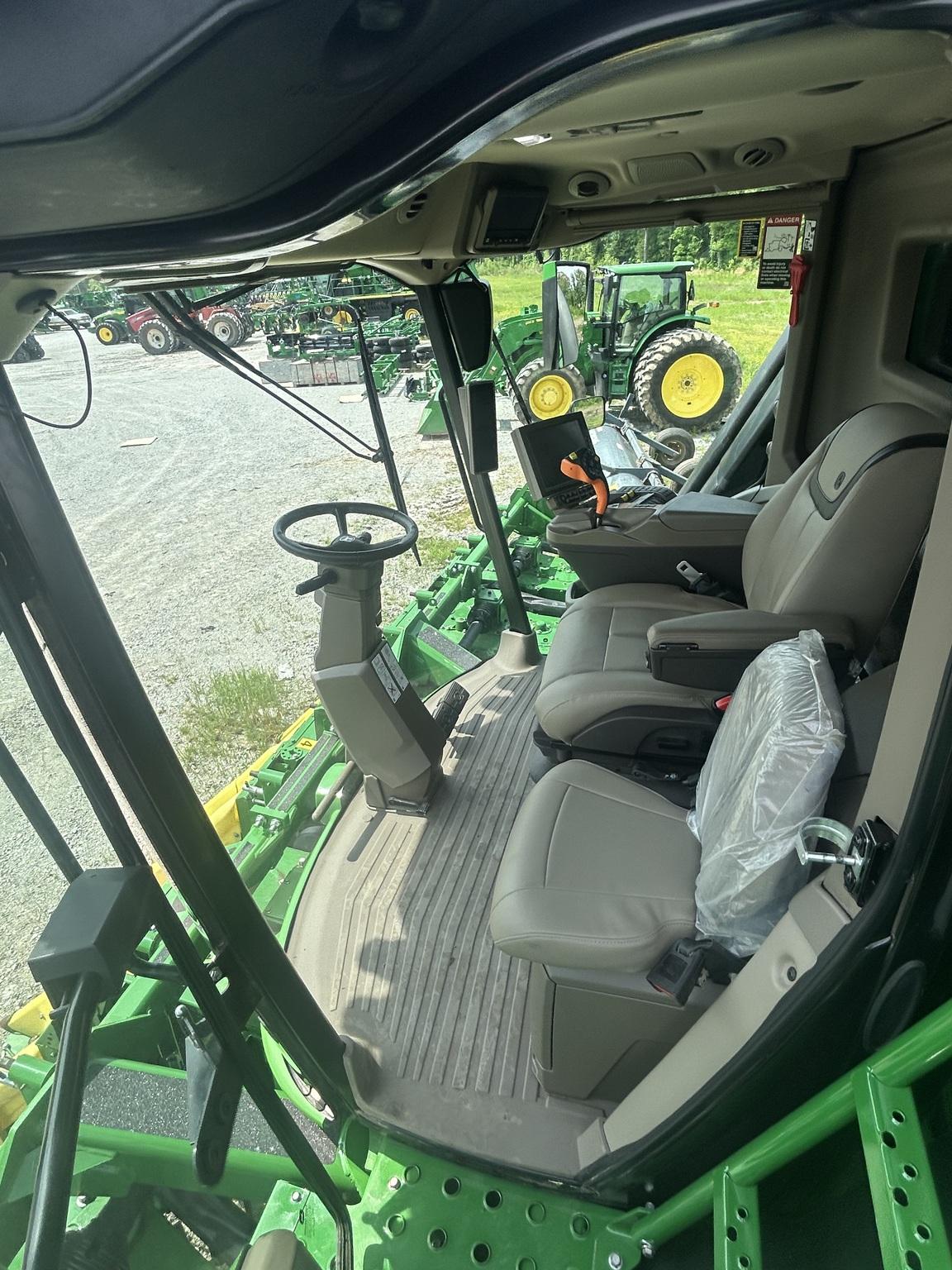 2023 John Deere CP770 Image