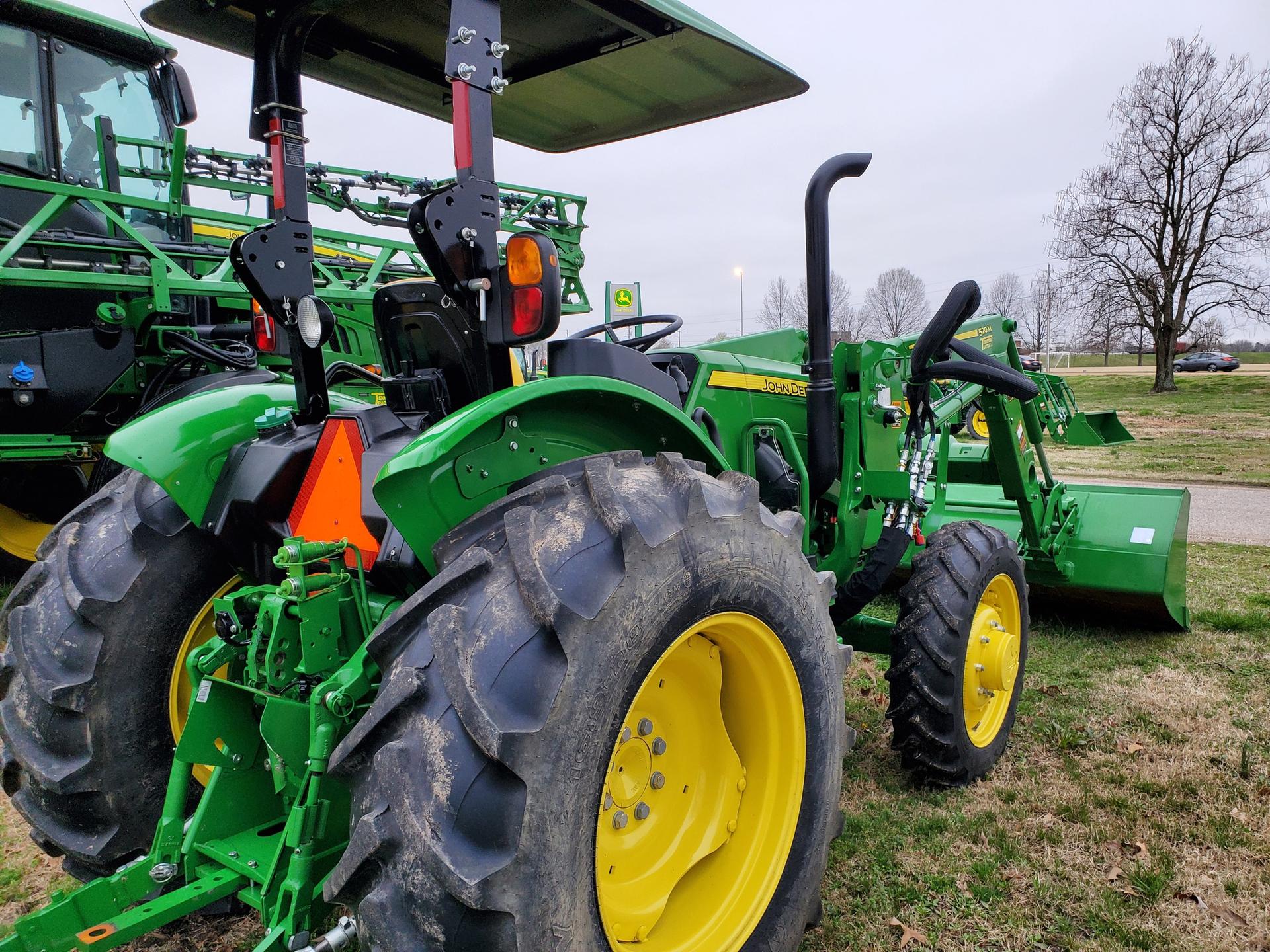 2022 John Deere 5075E Image
