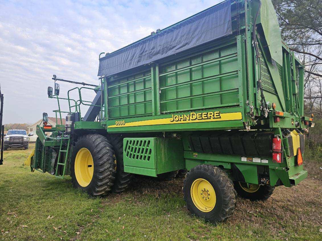 2004 John Deere 9996 Image