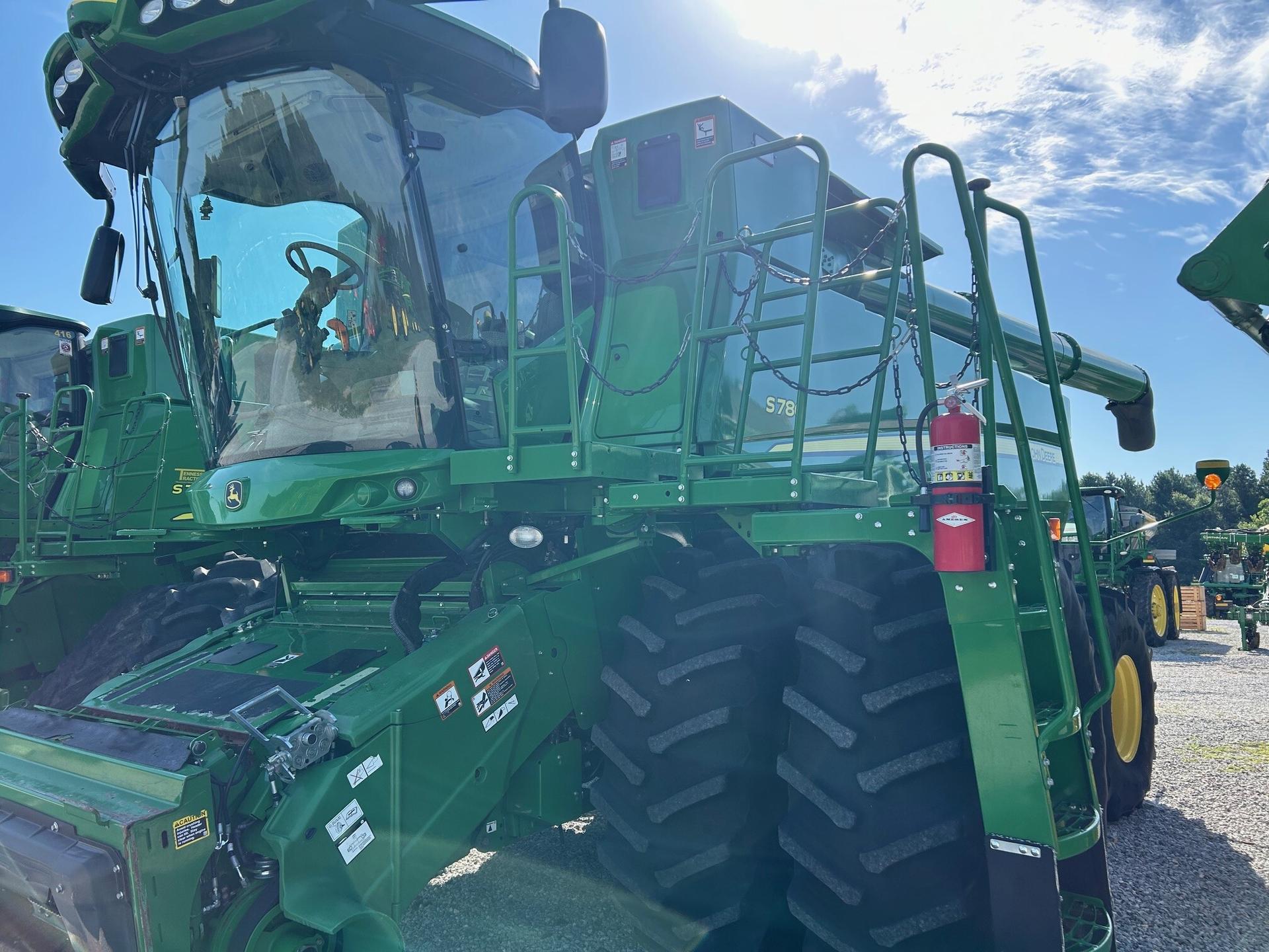 2021 John Deere S780 Image