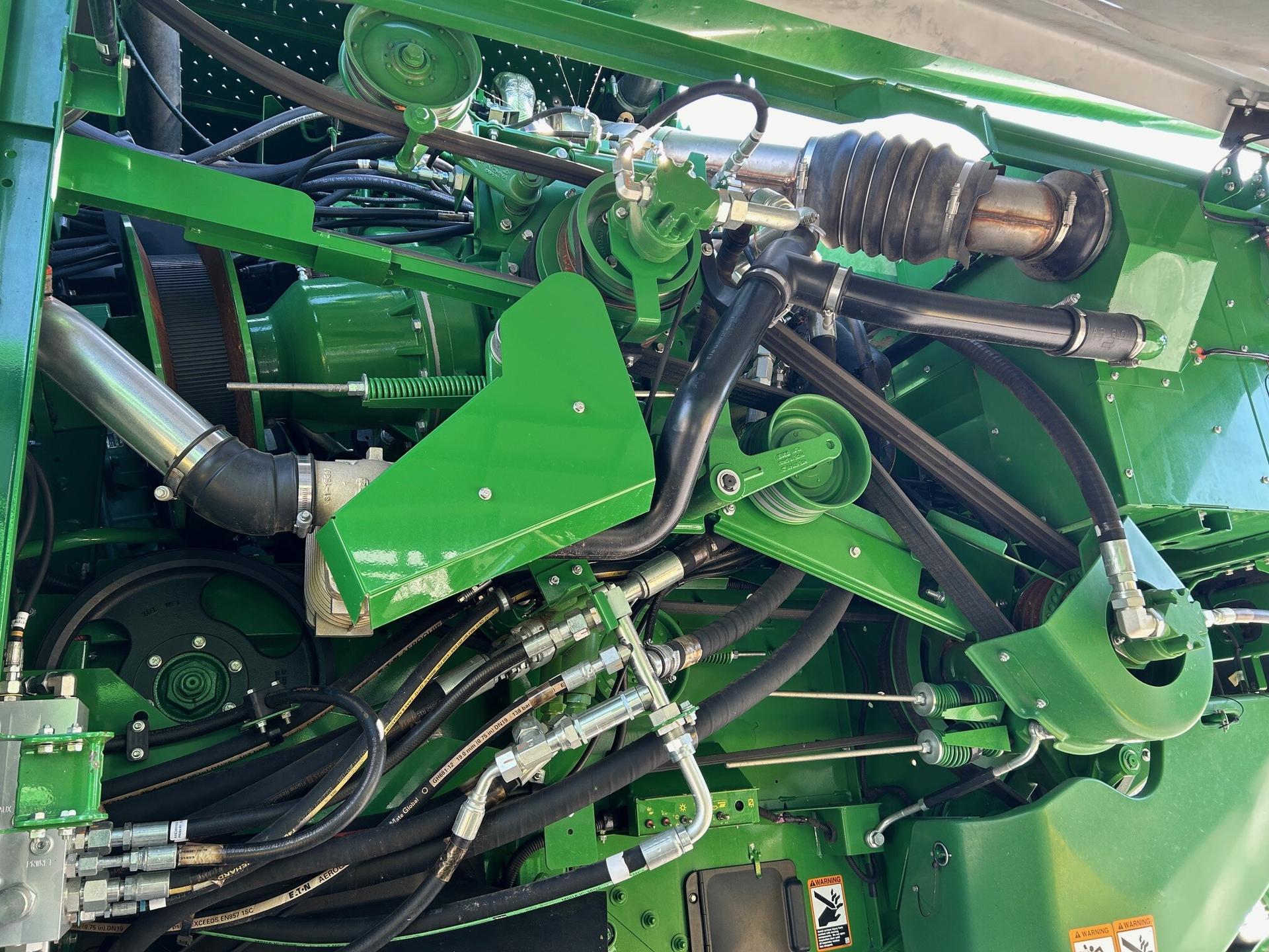 2021 John Deere S780 Image